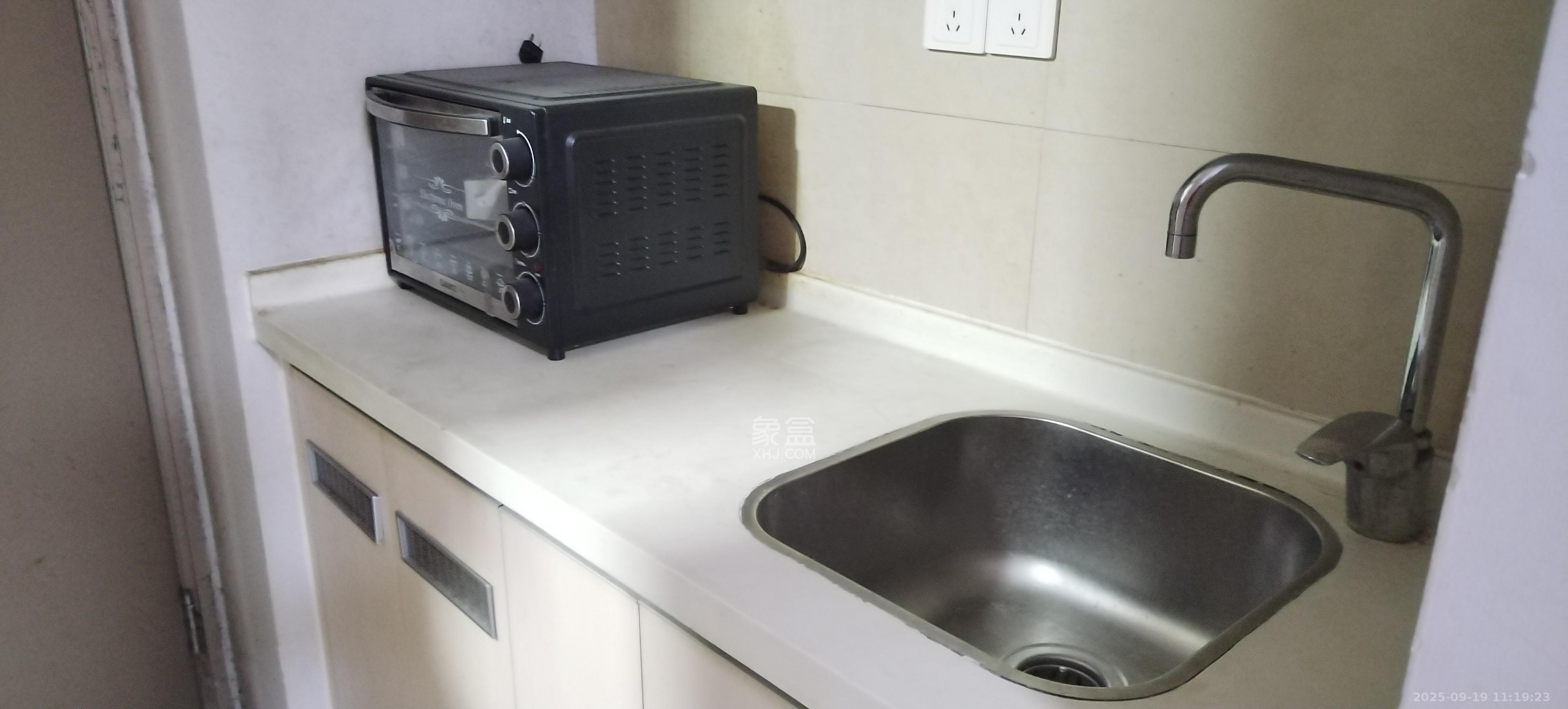 万科金色家园 1室1厅1卫 1200.0元/月 万科金色家园 1室1厅1卫 1200.0元/月室内图