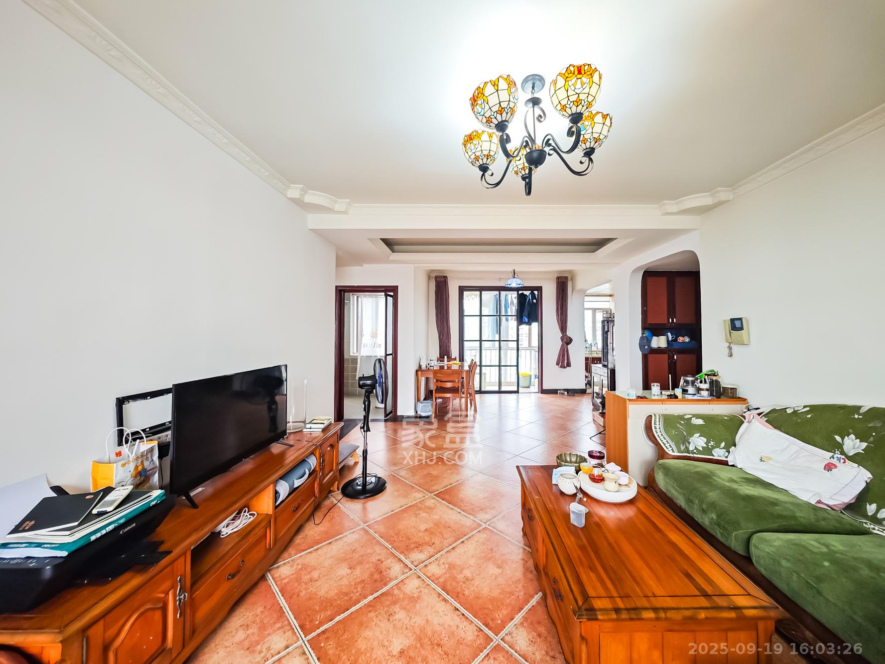 山语城一期  3室2厅1卫    65.0万