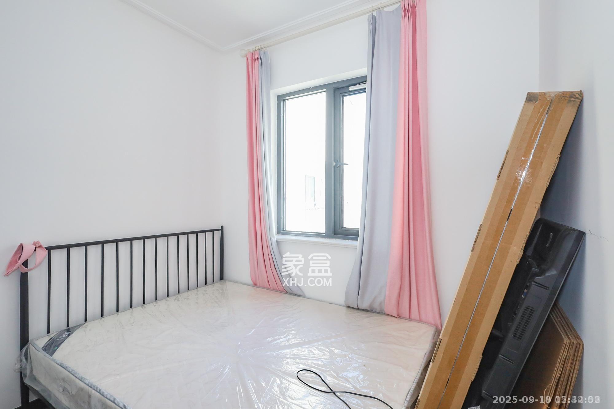 卓越中寰 3室2厅2卫 4600.0元/月 卓越中寰 3室2厅2卫 4600.0元/月室内图