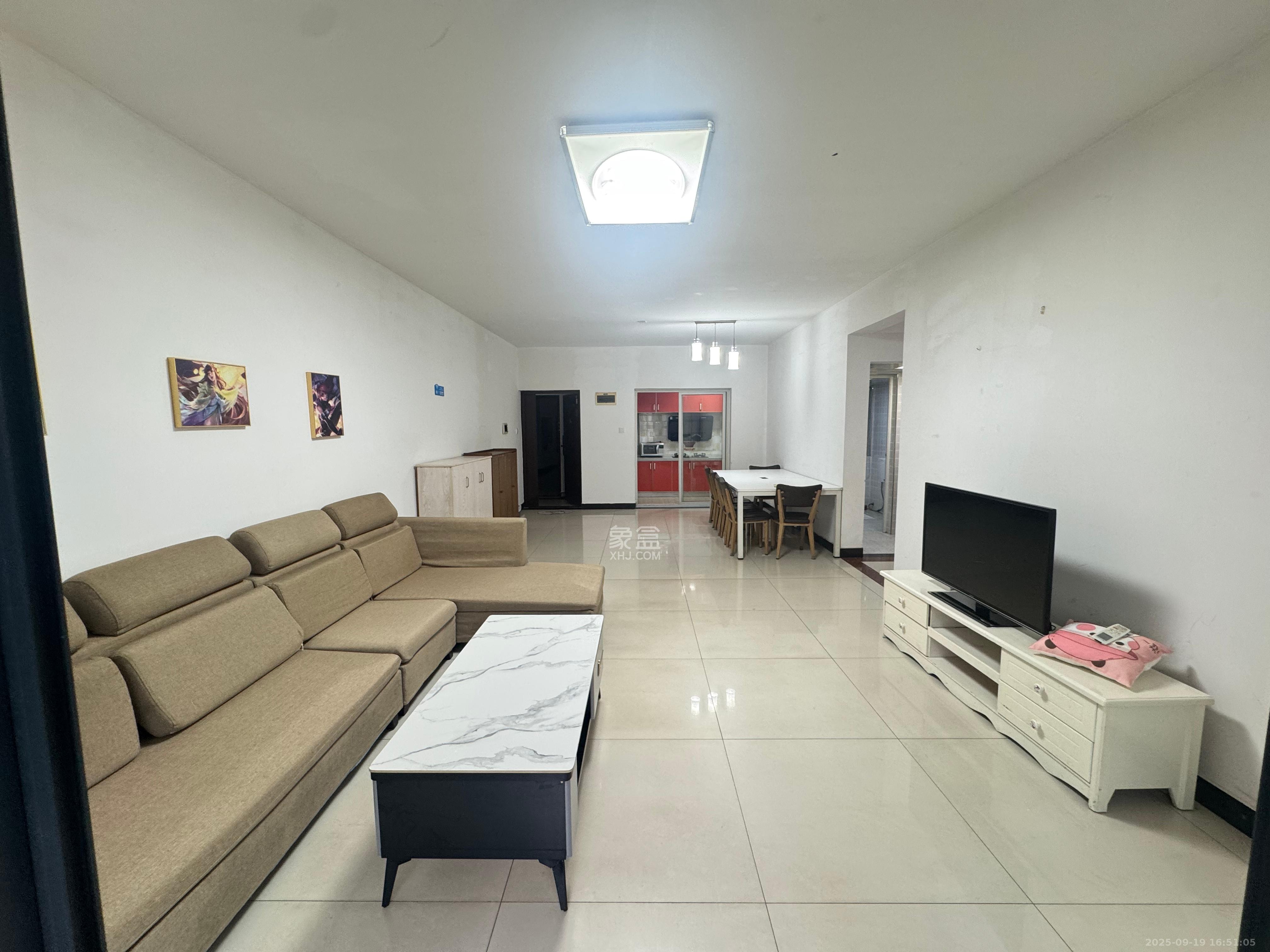 长房天翼未来城 3室2厅2卫 3500.0元/月 长房天翼未来城 3室2厅2卫 3500.0元/月室内图