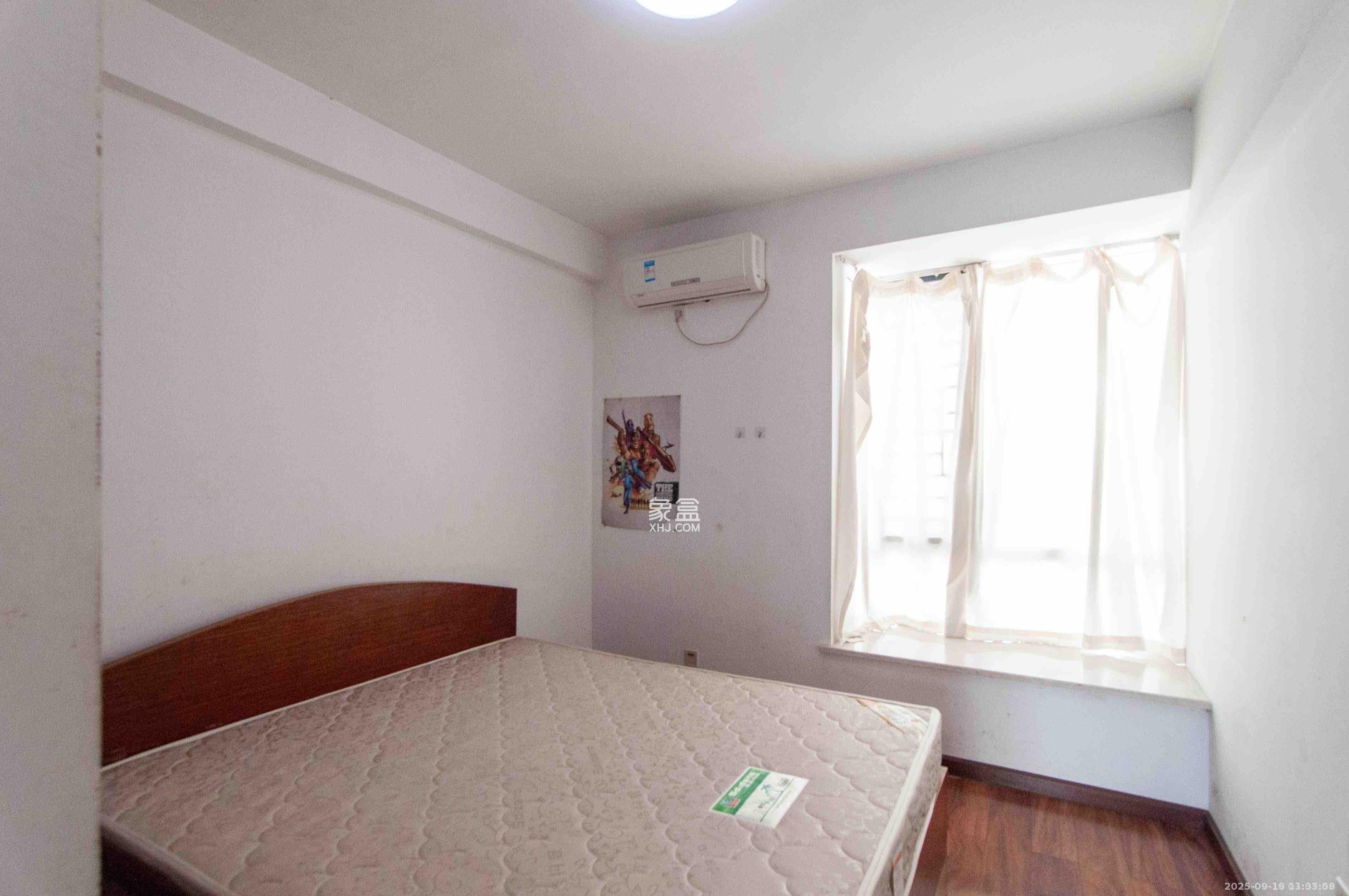 湘麓国际 3室2厅2卫 2600.0元/月 湘麓国际 3室2厅2卫 2600.0元/月室内图