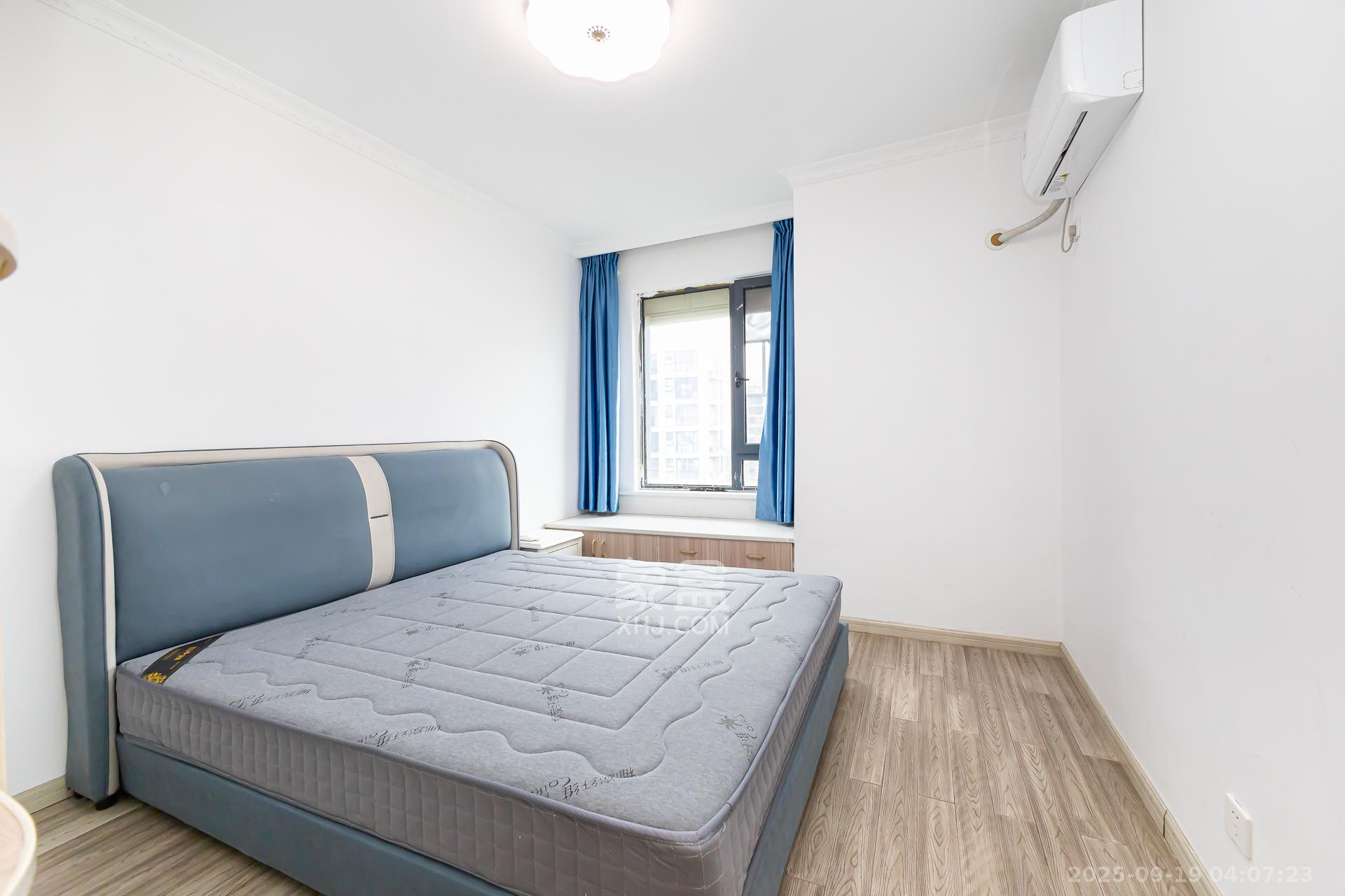 明发国际城  3室2厅1卫    79.8万卧室