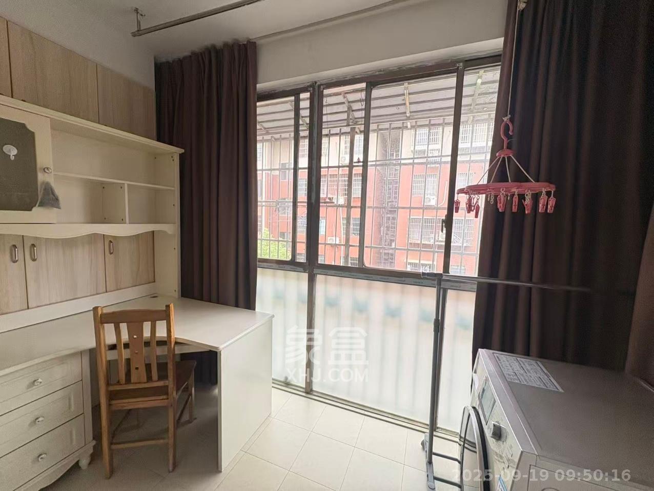 华盛世纪新城 4室1厅2卫 2000.0元/月 华盛世纪新城 4室1厅2卫 2000.0元/月室内图