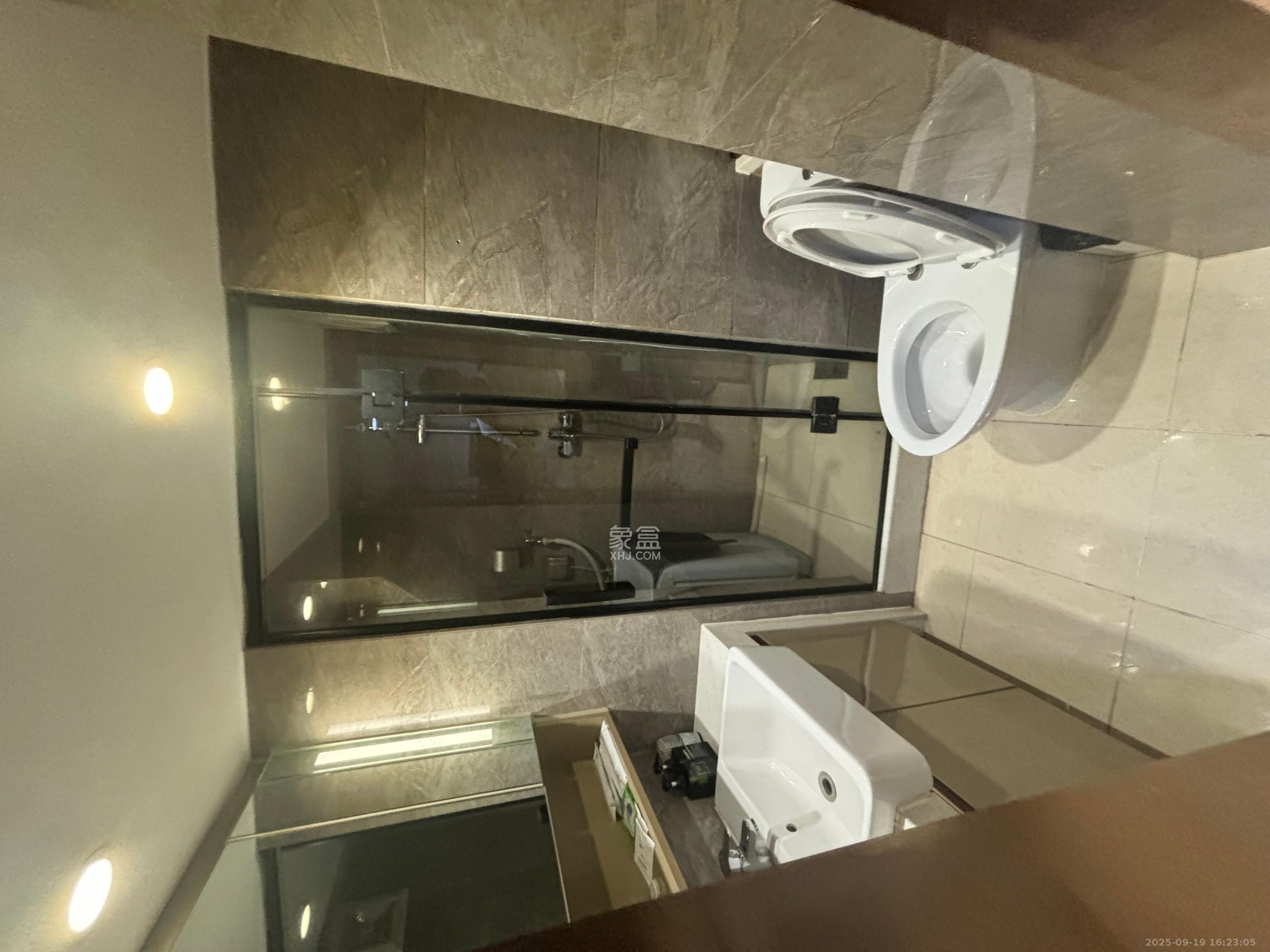 华远云玺公寓  2室1厅1卫    4500.0元/月室内图