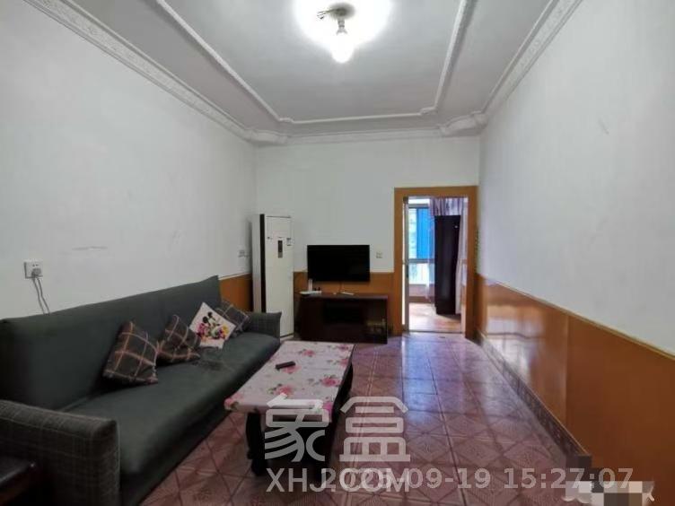 麓山南路立新村001号(粮食局) 2室2厅1卫 1800.0元/月 麓山南路立新村001号(粮食局) 2室2厅1卫 1800.0元/月室内图