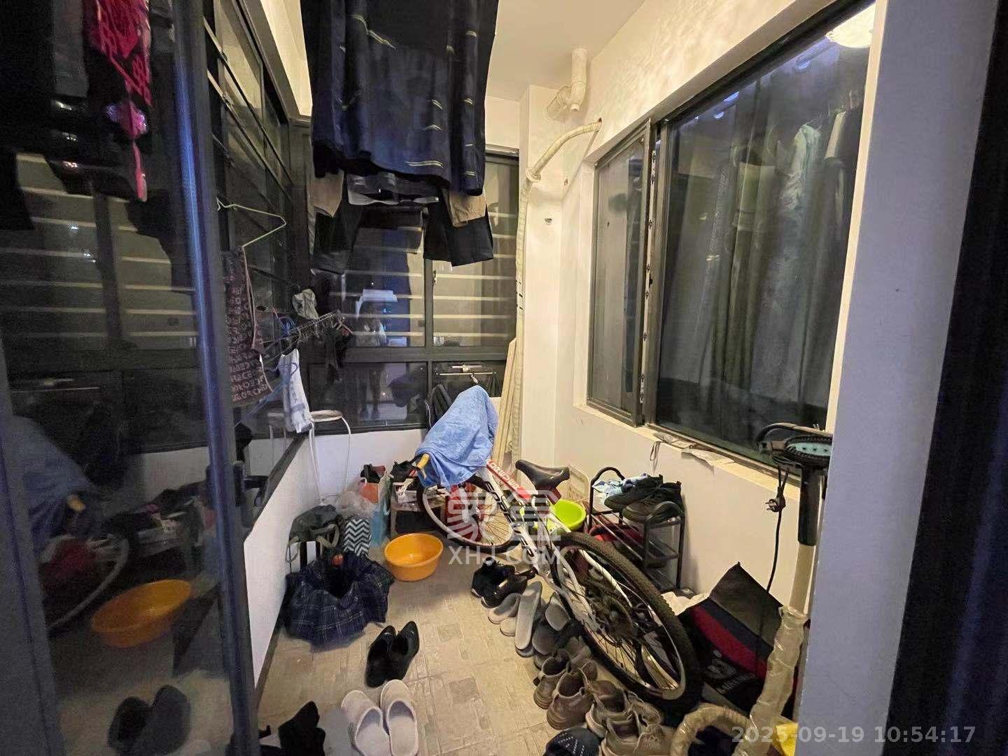 兴威帕克水岸  3室2厅2卫    2300.0元/月室内图