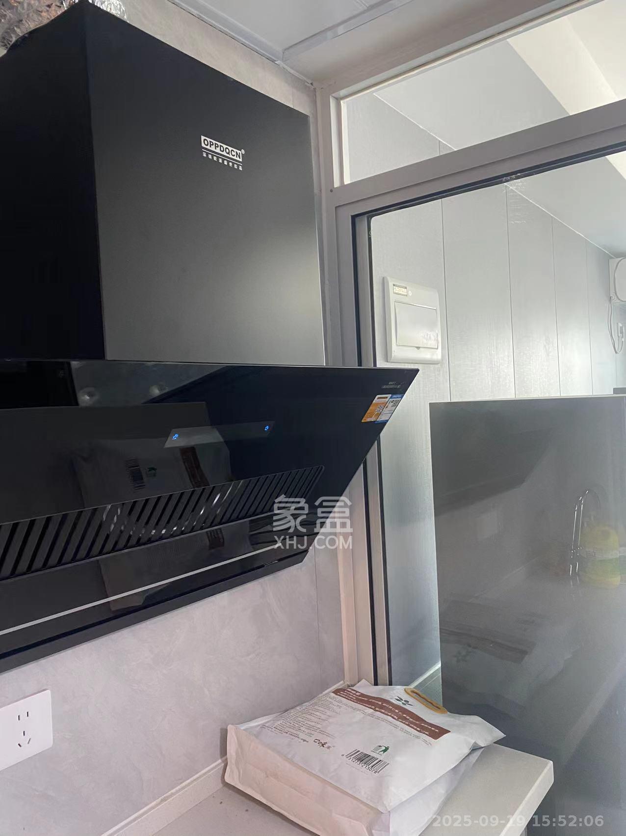 中海珑悦府 1室1厅1卫 1200.0元/月 中海珑悦府 1室1厅1卫 1200.0元/月室内图