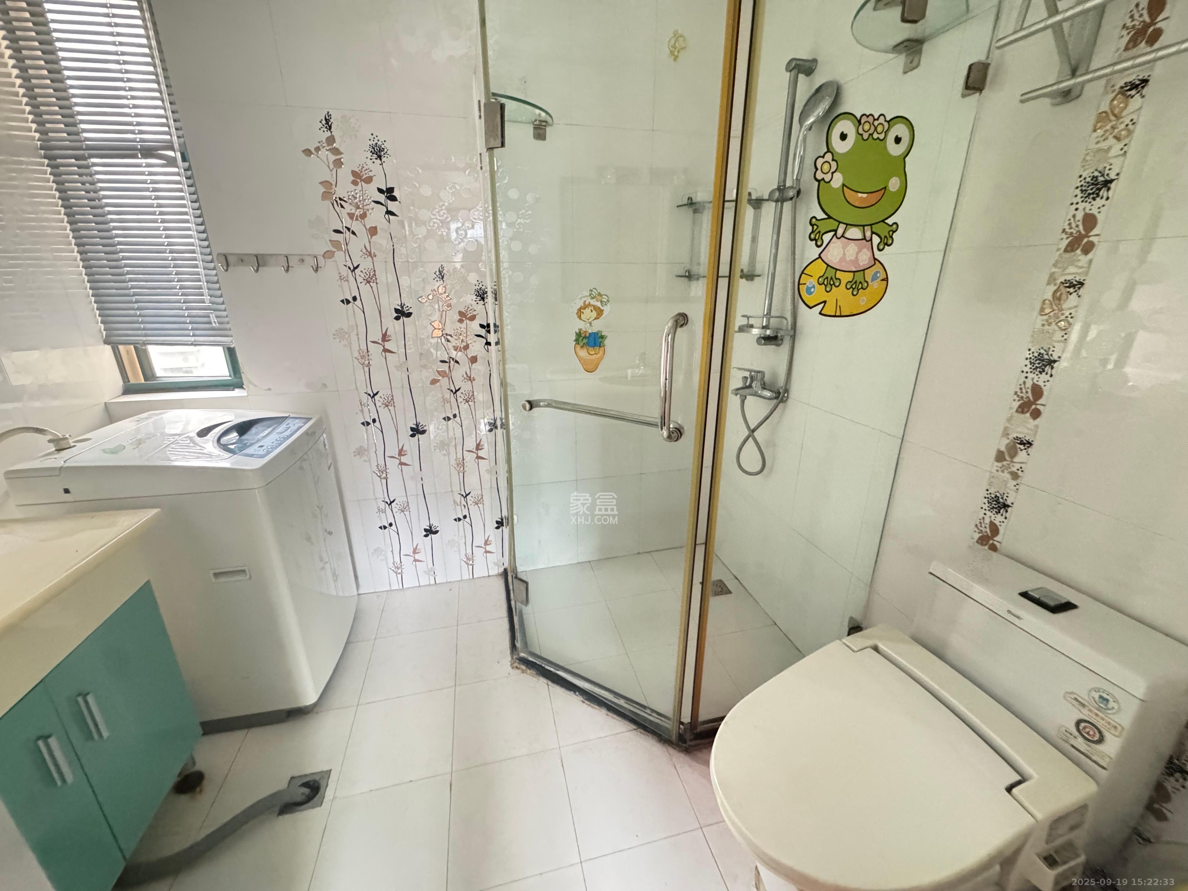 世嘉国际华城  3室2厅2卫    3000.0元/月室内图