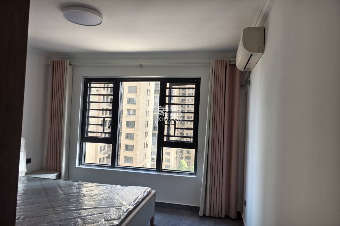 北建理想城 5室2厅2卫 2300.0元/月 北建理想城 5室2厅2卫 2300.0元/月室内图