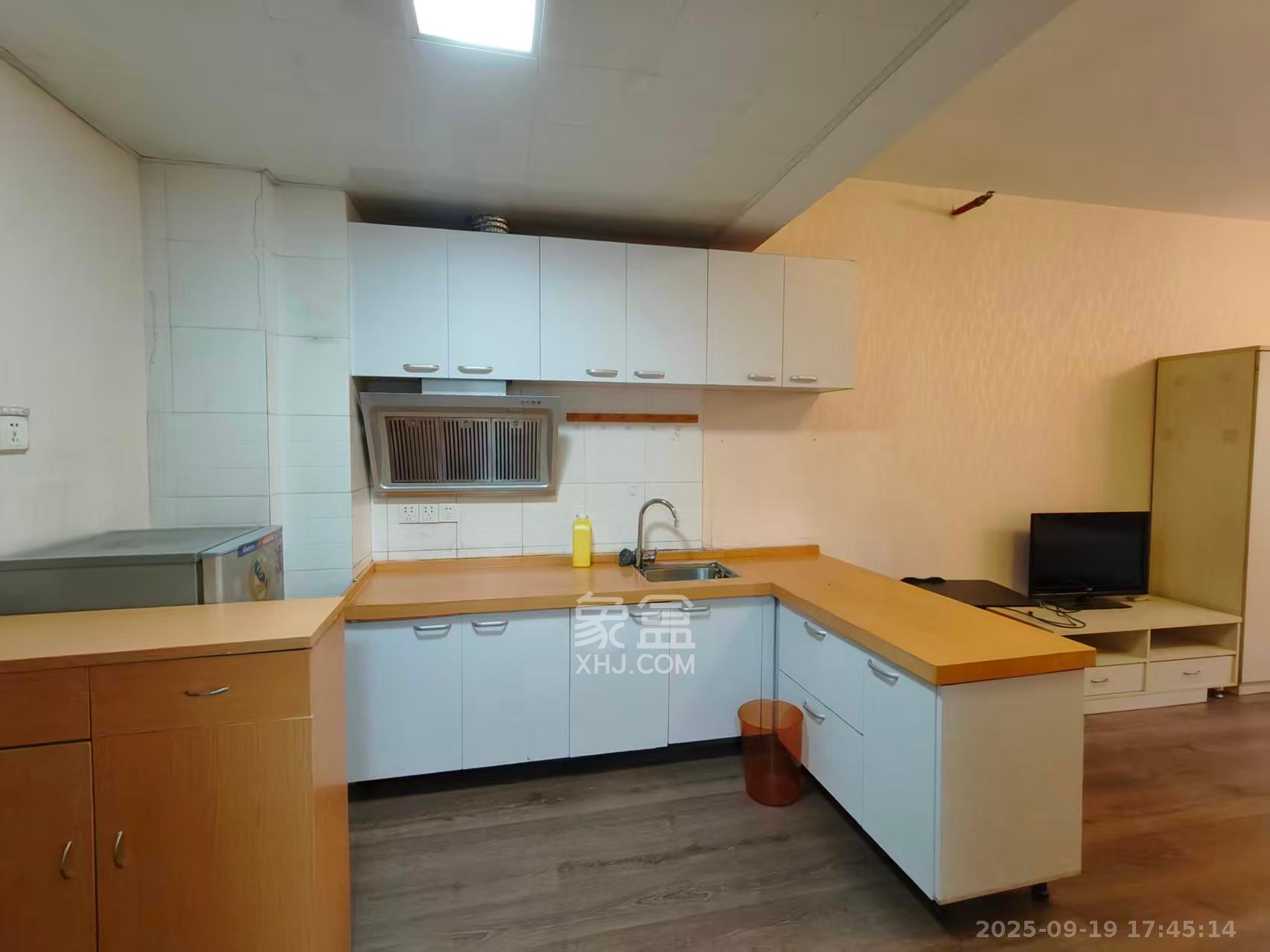 万博汇  1室1厅1卫    1500.0元/月室内图