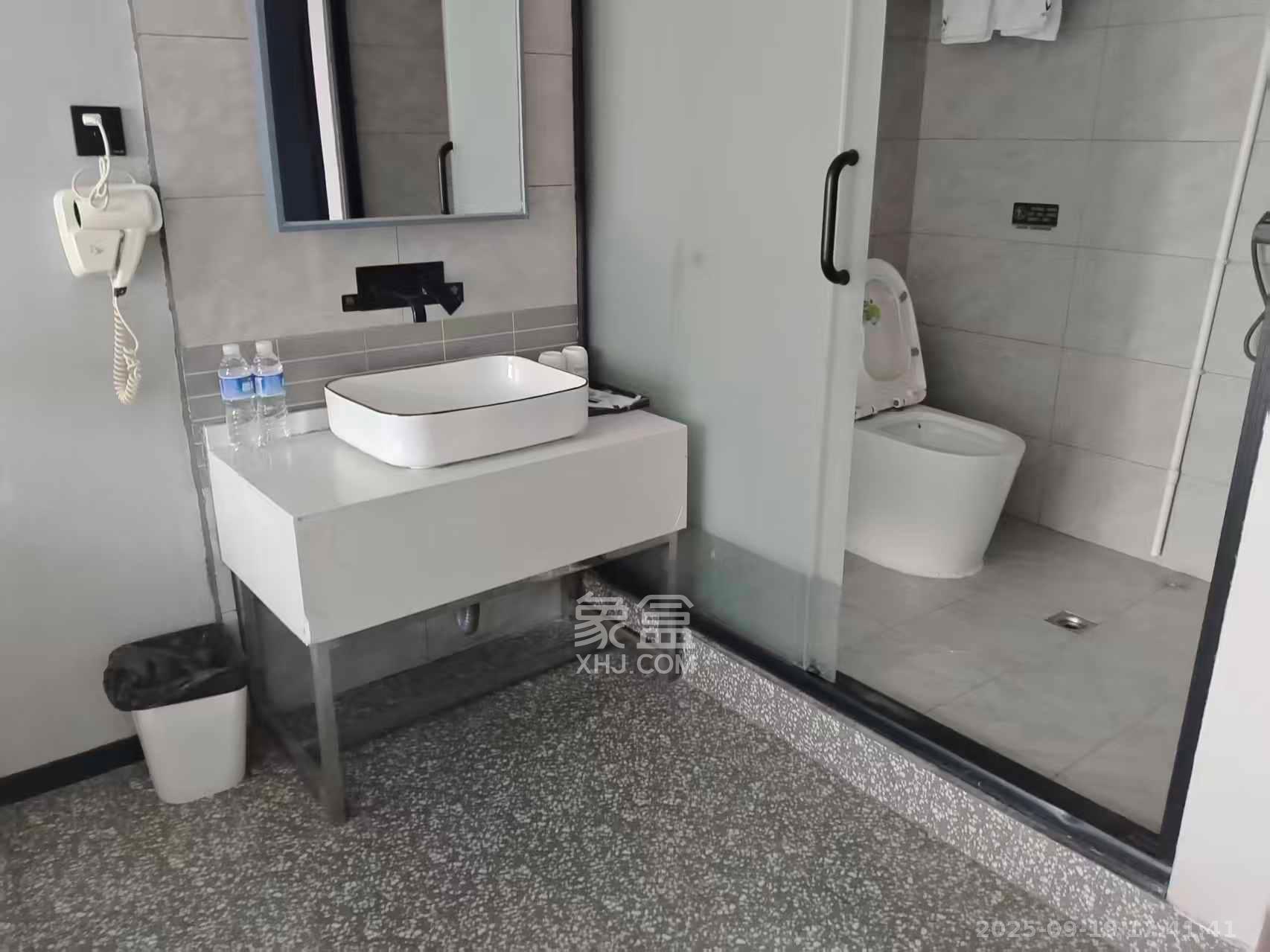 五一新干线 4室1厅1卫 5000.0元/月 五一新干线 4室1厅1卫 5000.0元/月室内图