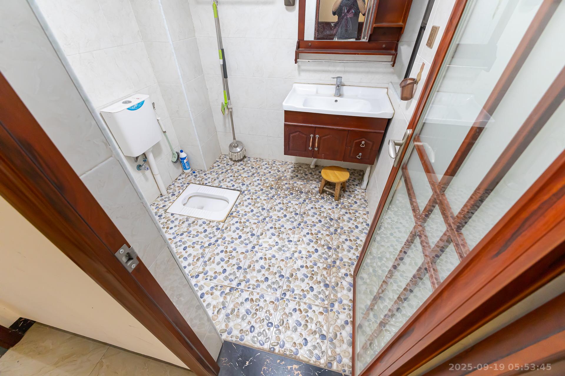 龙湖湘风原著（龙湖湘风星城）  3室2厅1卫    62.8万卫生间