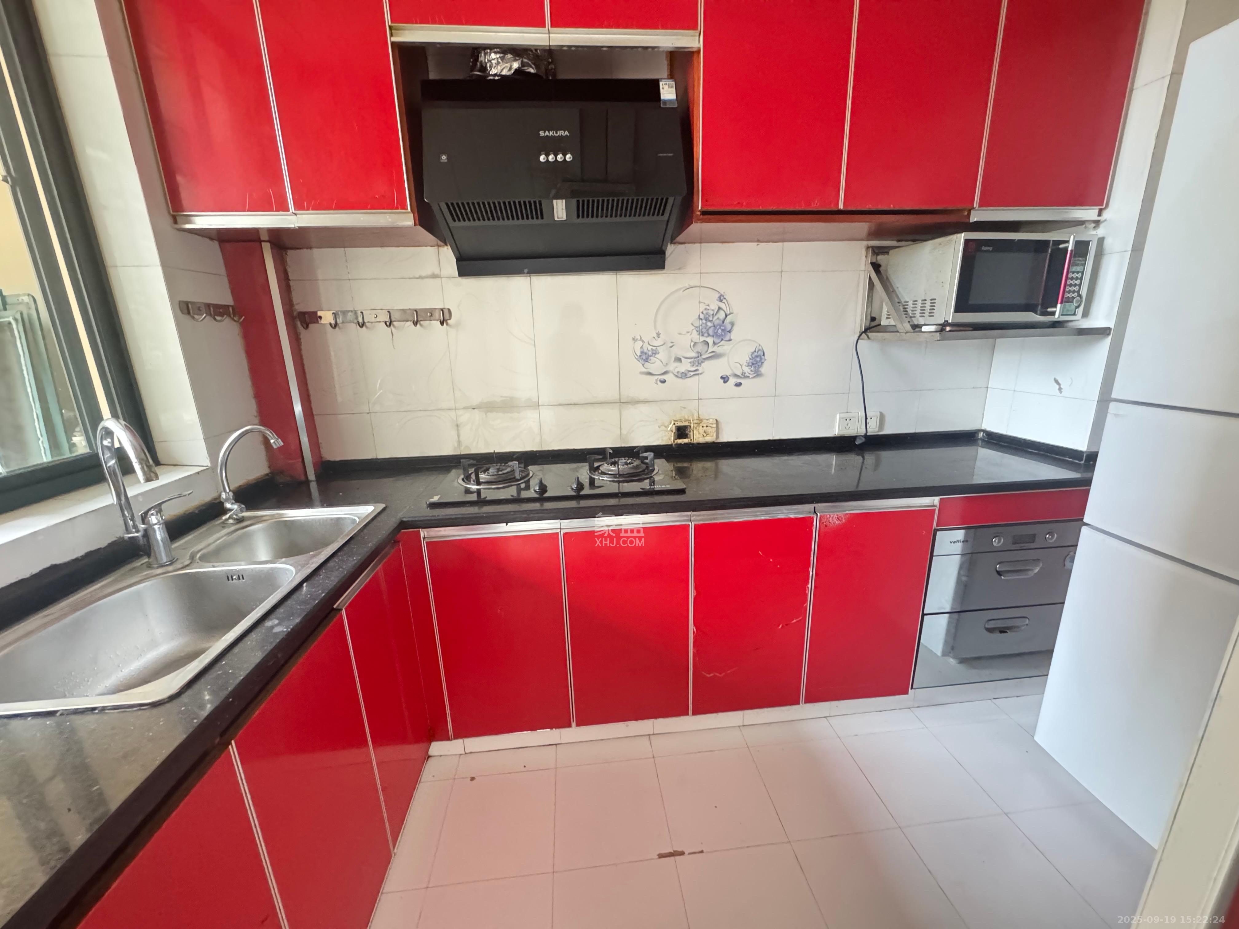 世嘉国际华城  3室2厅2卫    3000.0元/月室内图