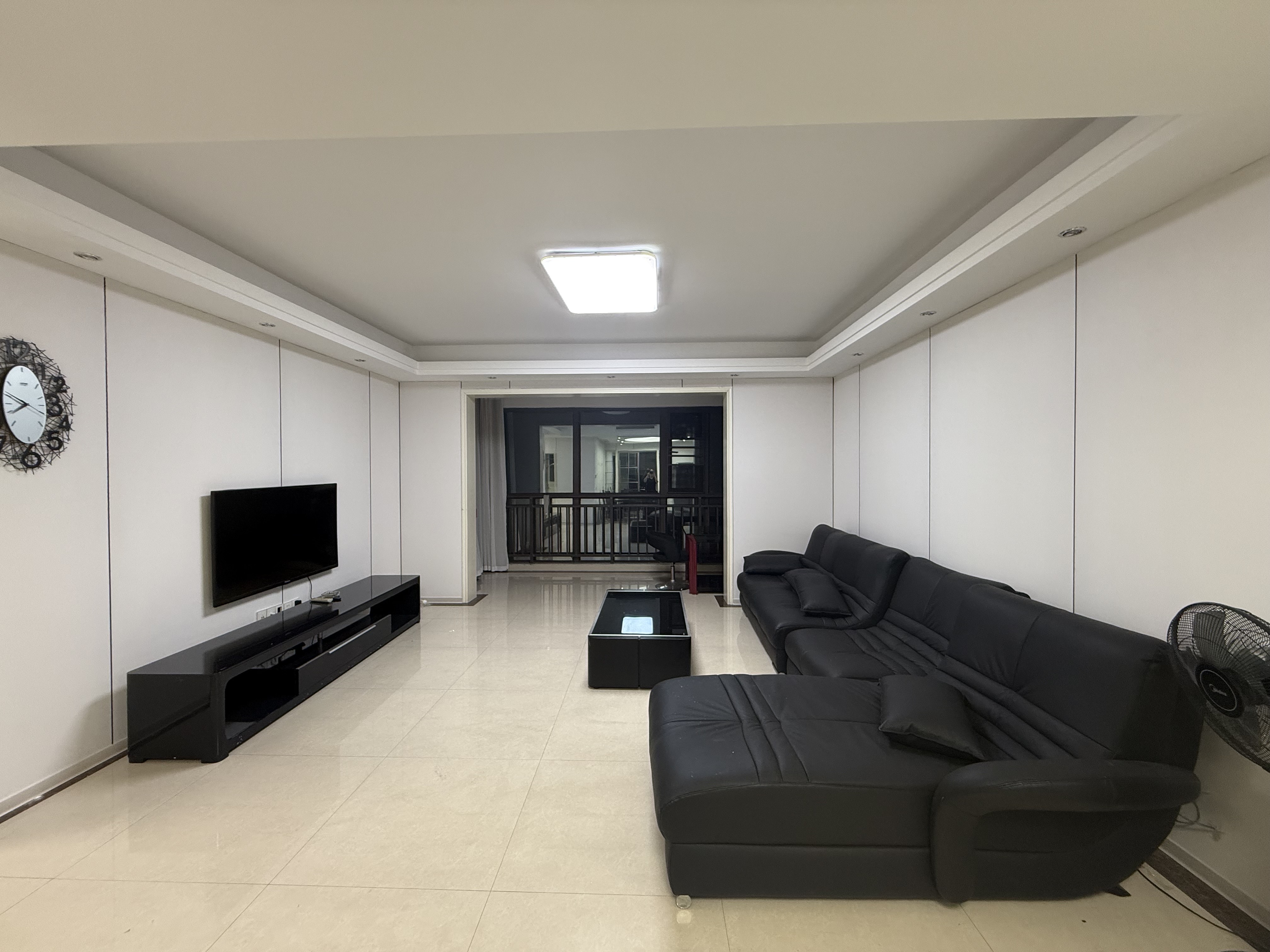 大同芙蓉 3室2厅2卫 1800.0元/月 大同芙蓉 3室2厅2卫 1800.0元/月室内图