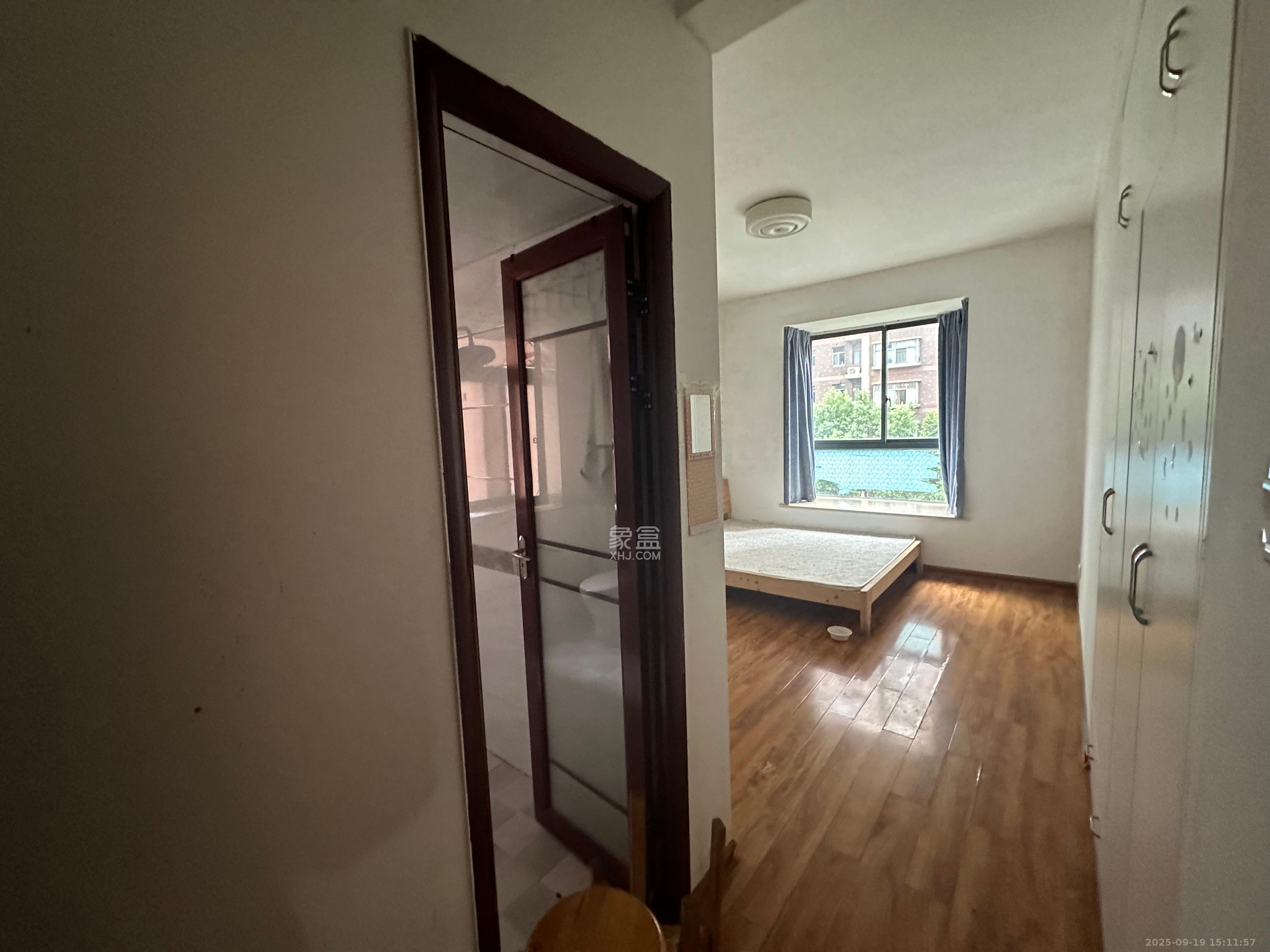 恒盛世家 3室1厅2卫 2300.0元/月 恒盛世家 3室1厅2卫 2300.0元/月室内图