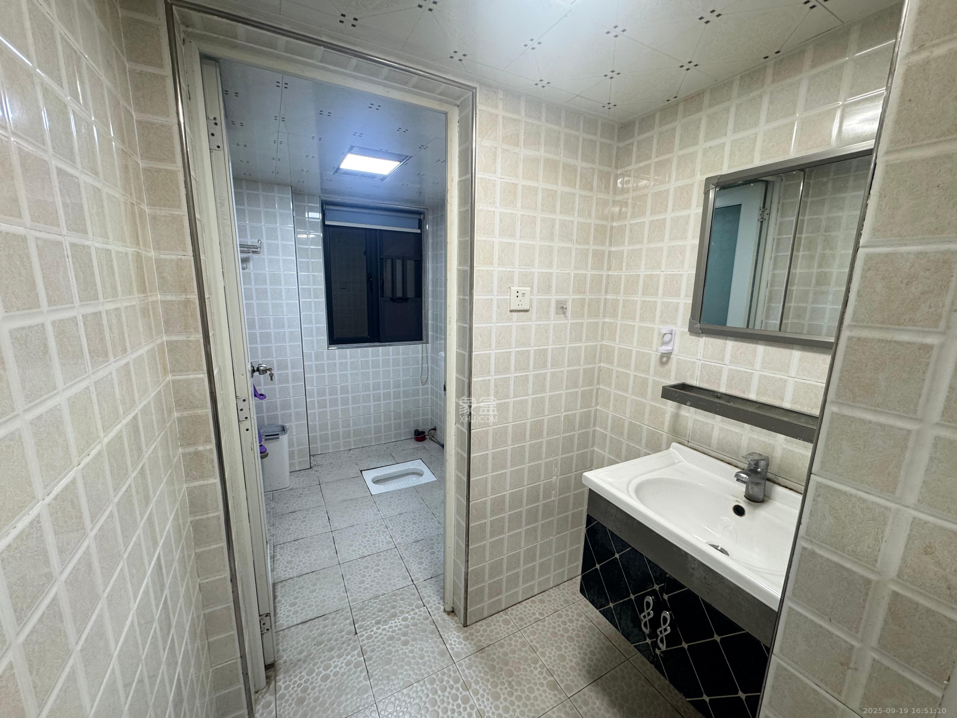 长房天翼未来城 3室2厅2卫 3500.0元/月 长房天翼未来城 3室2厅2卫 3500.0元/月室内图