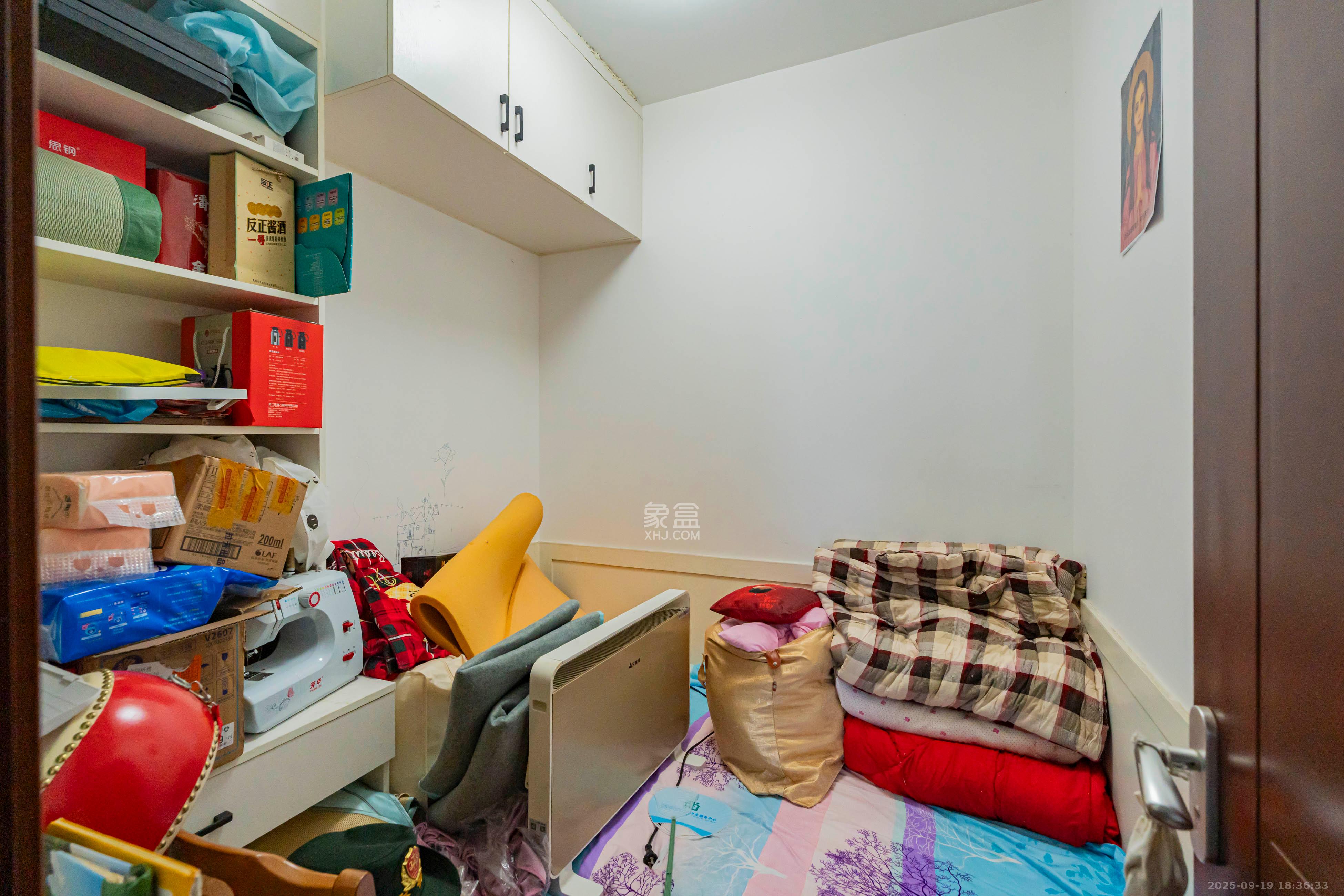 凯乐国际城  3室2厅1卫    120.0万卧室