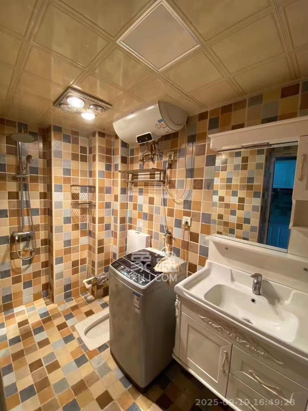 鑫远微中心 1室1厅1卫 1500.0元/月 鑫远微中心 1室1厅1卫 1500.0元/月室内图