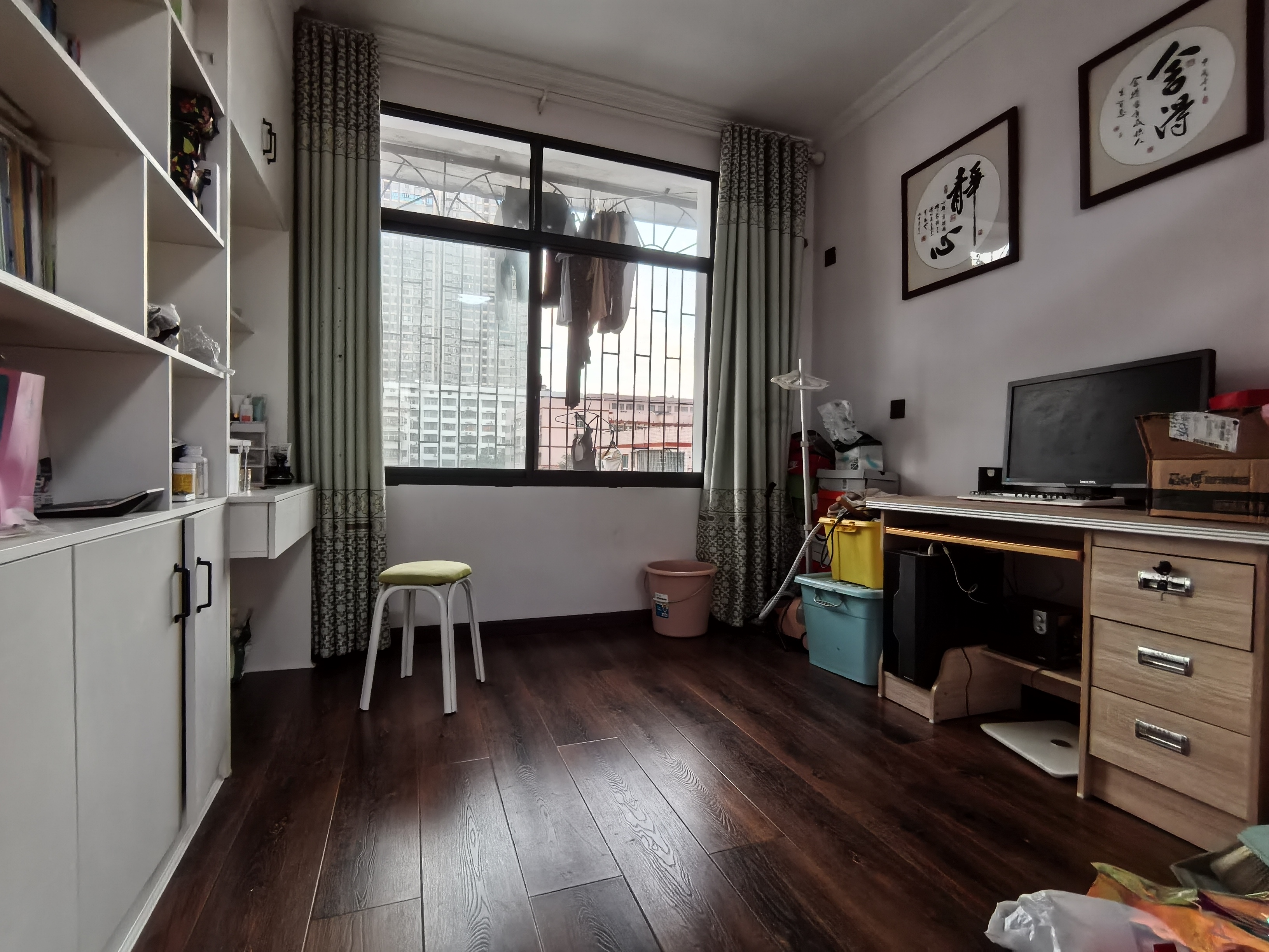 三中(校内)家属院 1室0厅0卫 2000.0元/月 三中(校内)家属院 1室0厅0卫 2000.0元/月室内图