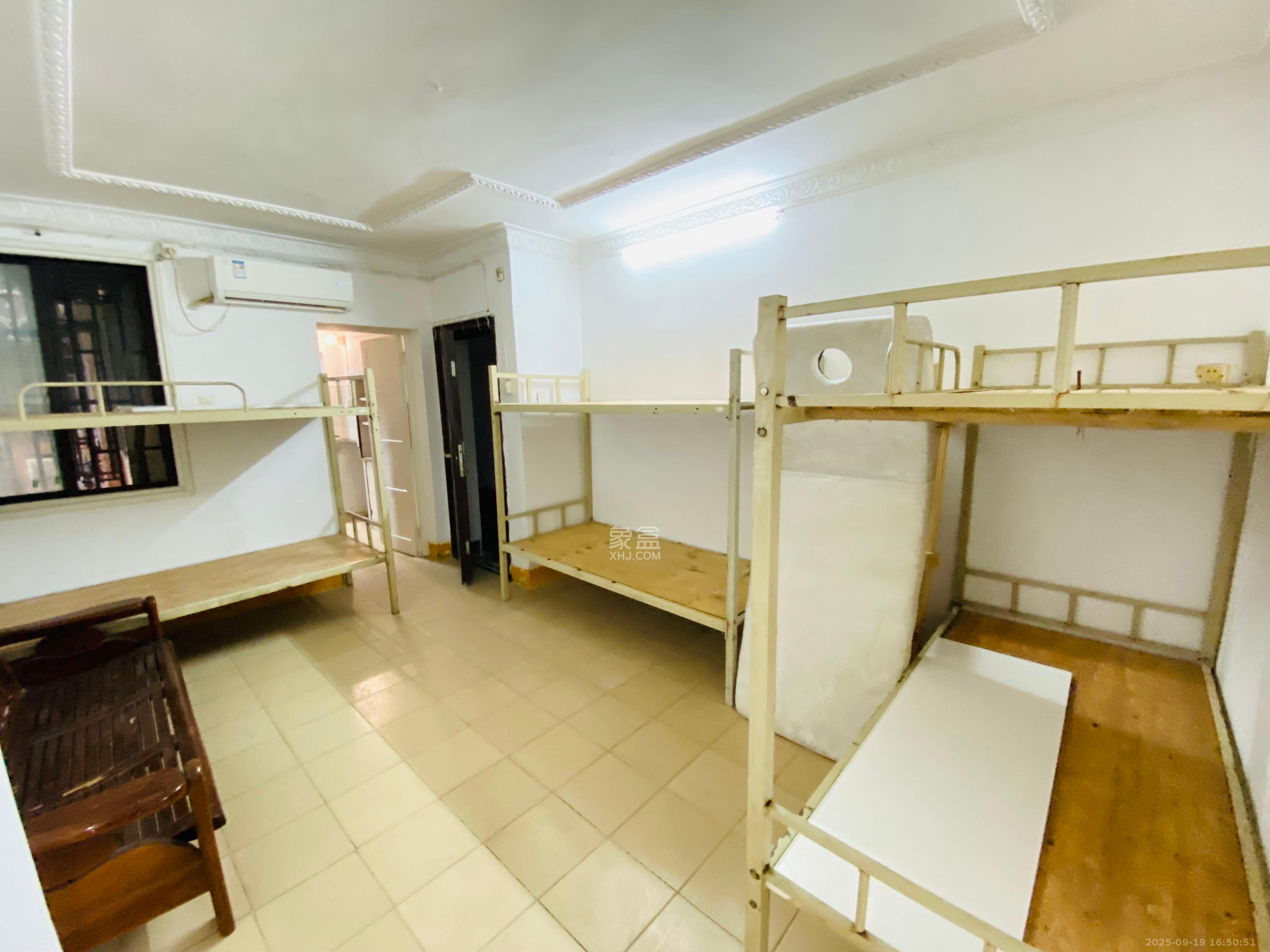 人民西路散盘 3室1厅1卫 2900.0元/月 人民西路散盘 3室1厅1卫 2900.0元/月室内图