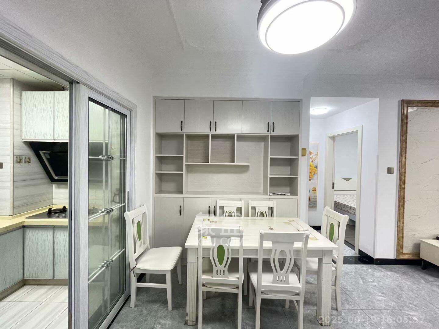 嘉雨兴园 2室1厅1卫 2800.0元/月 嘉雨兴园 2室1厅1卫 2800.0元/月室内图