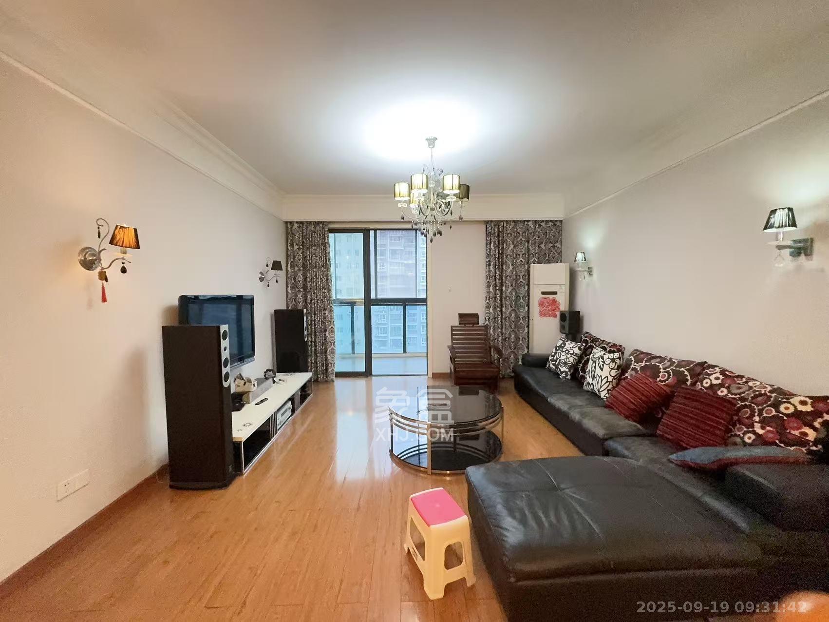 博林金谷  3室2厅2卫    3200.0元/月室内图