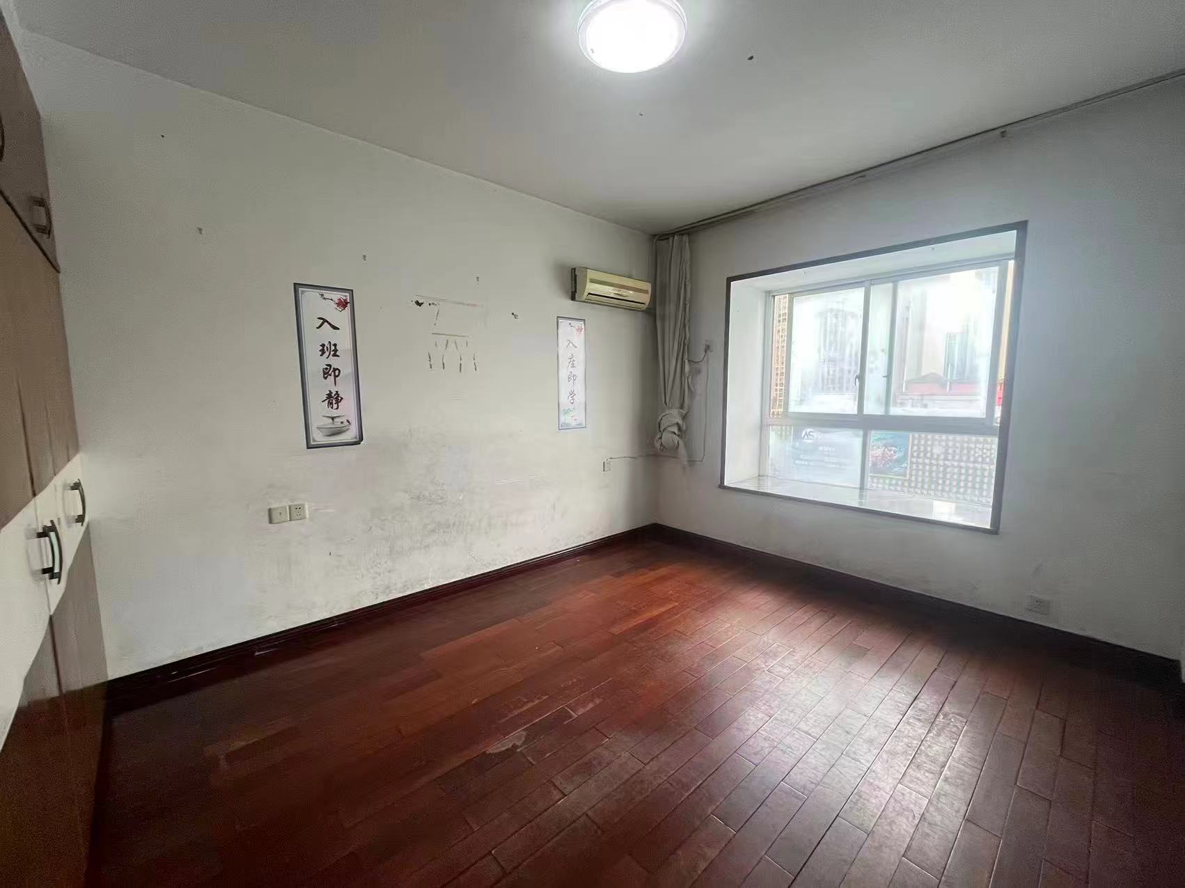 株洲华苑小区  3室2厅2卫   45.00万室内图