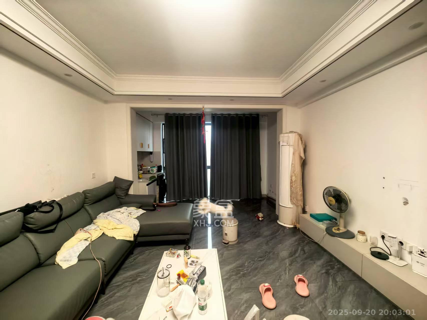 新华都万家城  3室2厅2卫    2800.0元/月 新华都万家城  3室2厅2卫    2800.0元/月