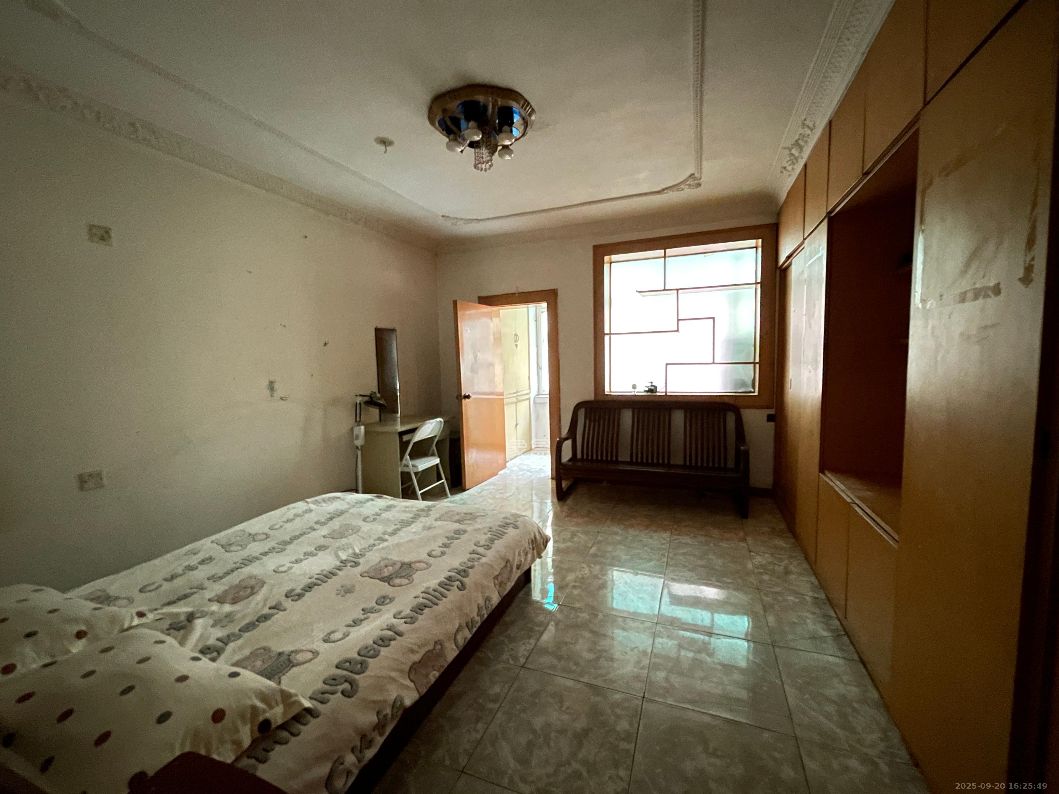 印染厂宿舍 2室1厅1卫 1400.0元/月 印染厂宿舍 2室1厅1卫 1400.0元/月室内图