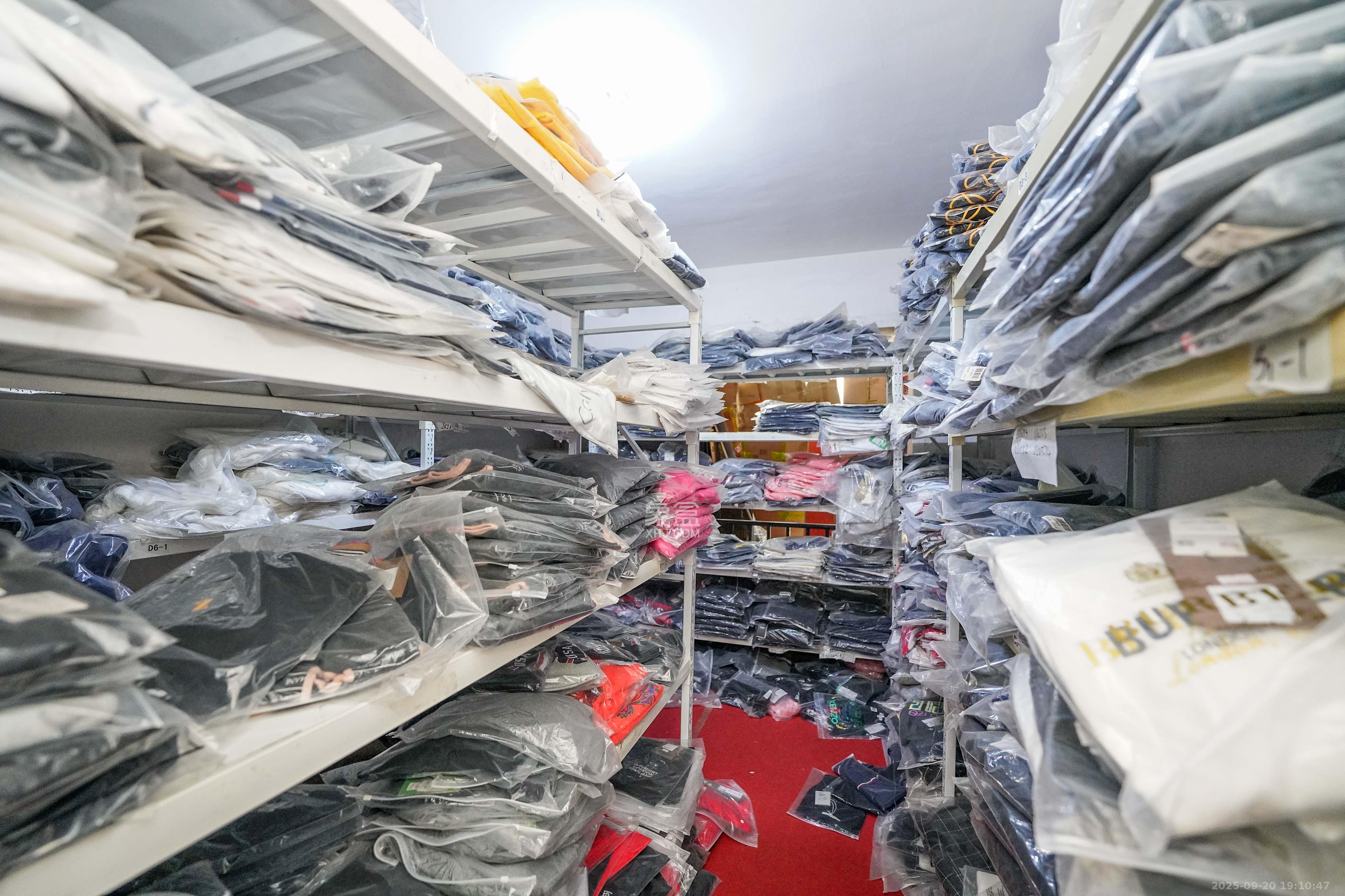 理工大学职工单位房青年汇 4室2厅2卫 86.0万 理工大学职工单位房青年汇 4室2厅2卫 86.0万卧室