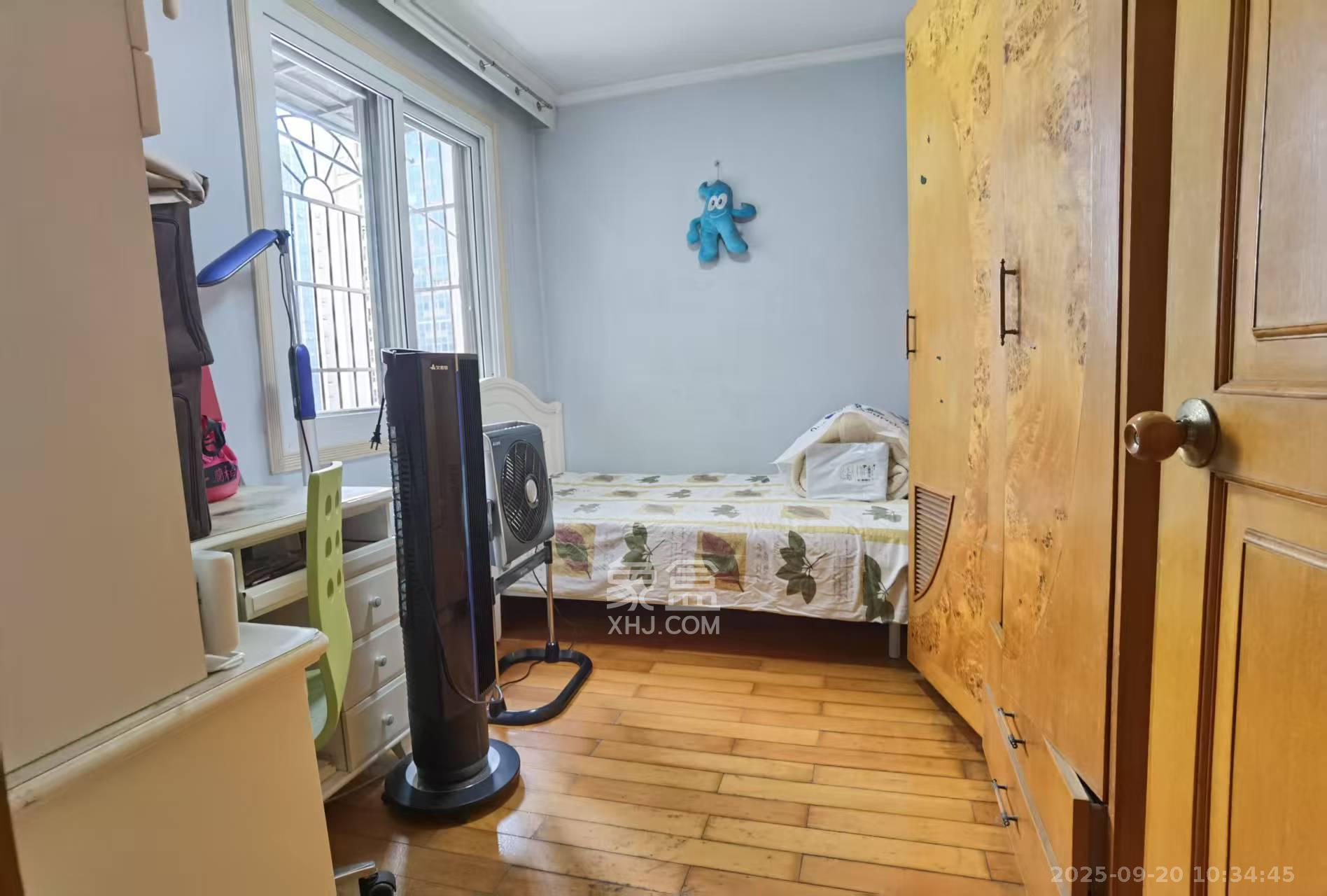 中国农业发展银行机关宿舍 3室2厅1卫 3500.0元/月 中国农业发展银行机关宿舍 3室2厅1卫 3500.0元/月室内图