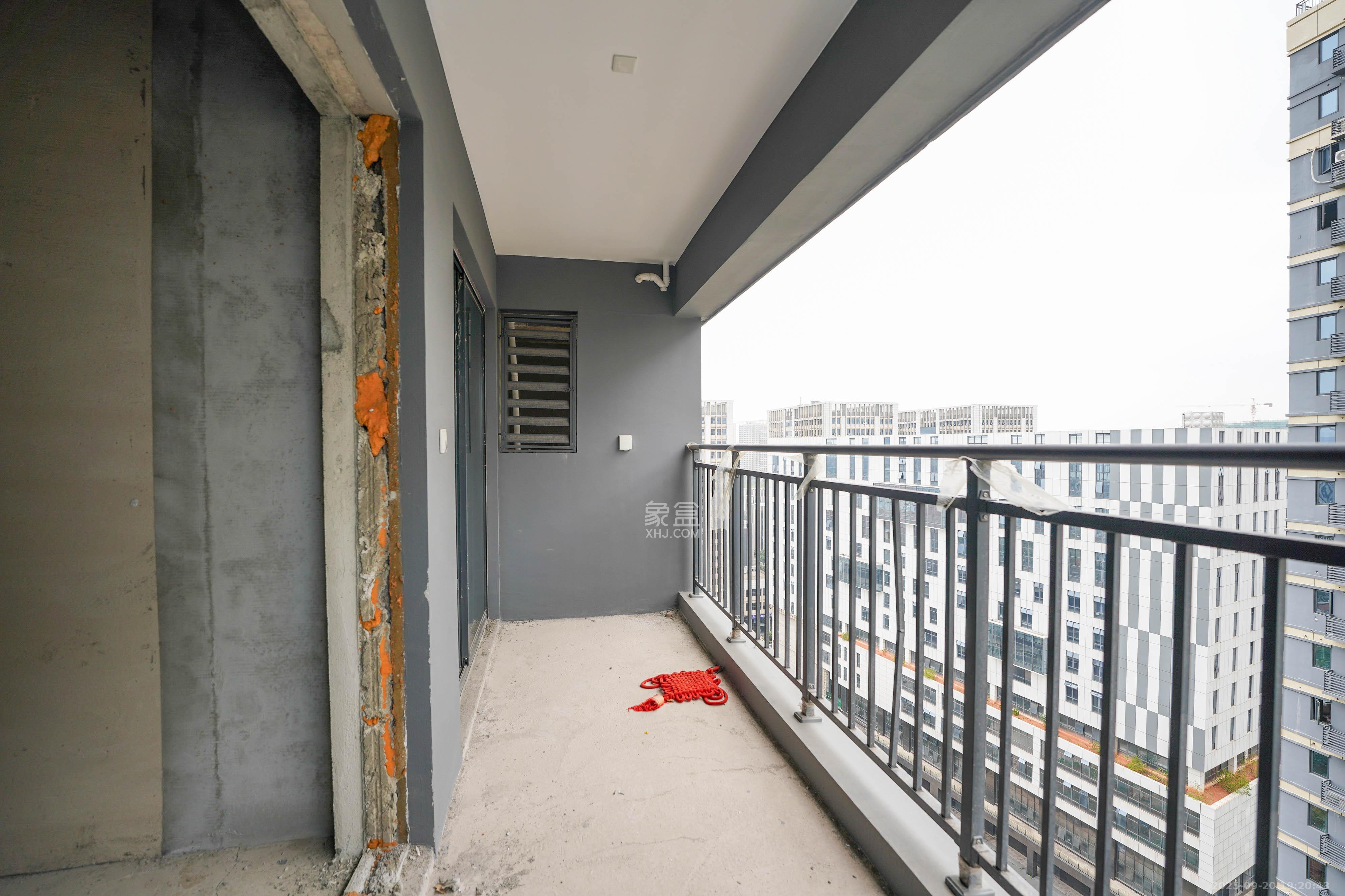 海伦堡爱ME城市 1室0厅0卫 80.0万 海伦堡爱ME城市 1室0厅0卫 80.0万阳台