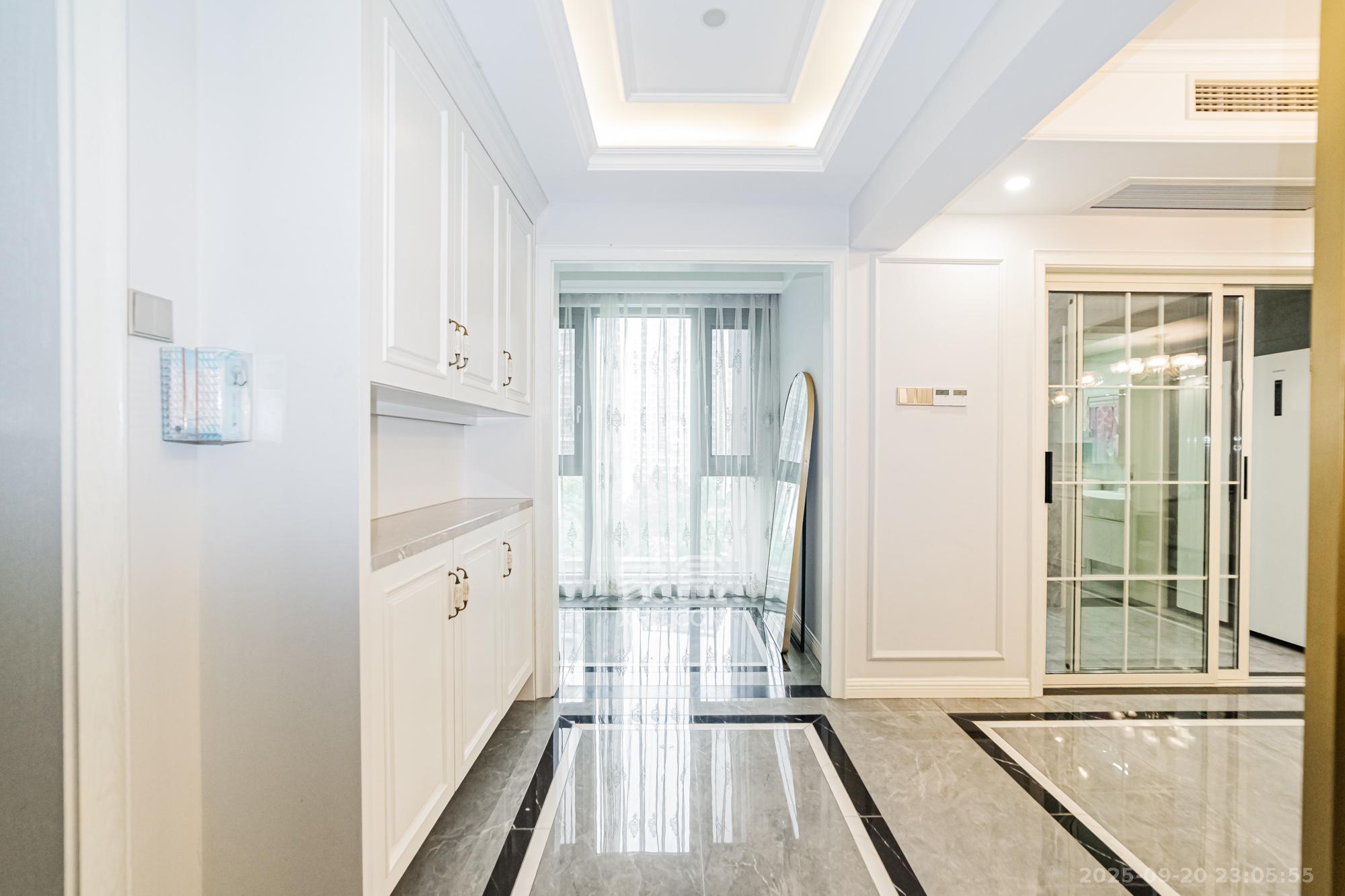 万国城(当代满庭春MOMA)二期 3室2厅2卫 150.0万 万国城(当代满庭春MOMA)二期 3室2厅2卫 150.0万其他