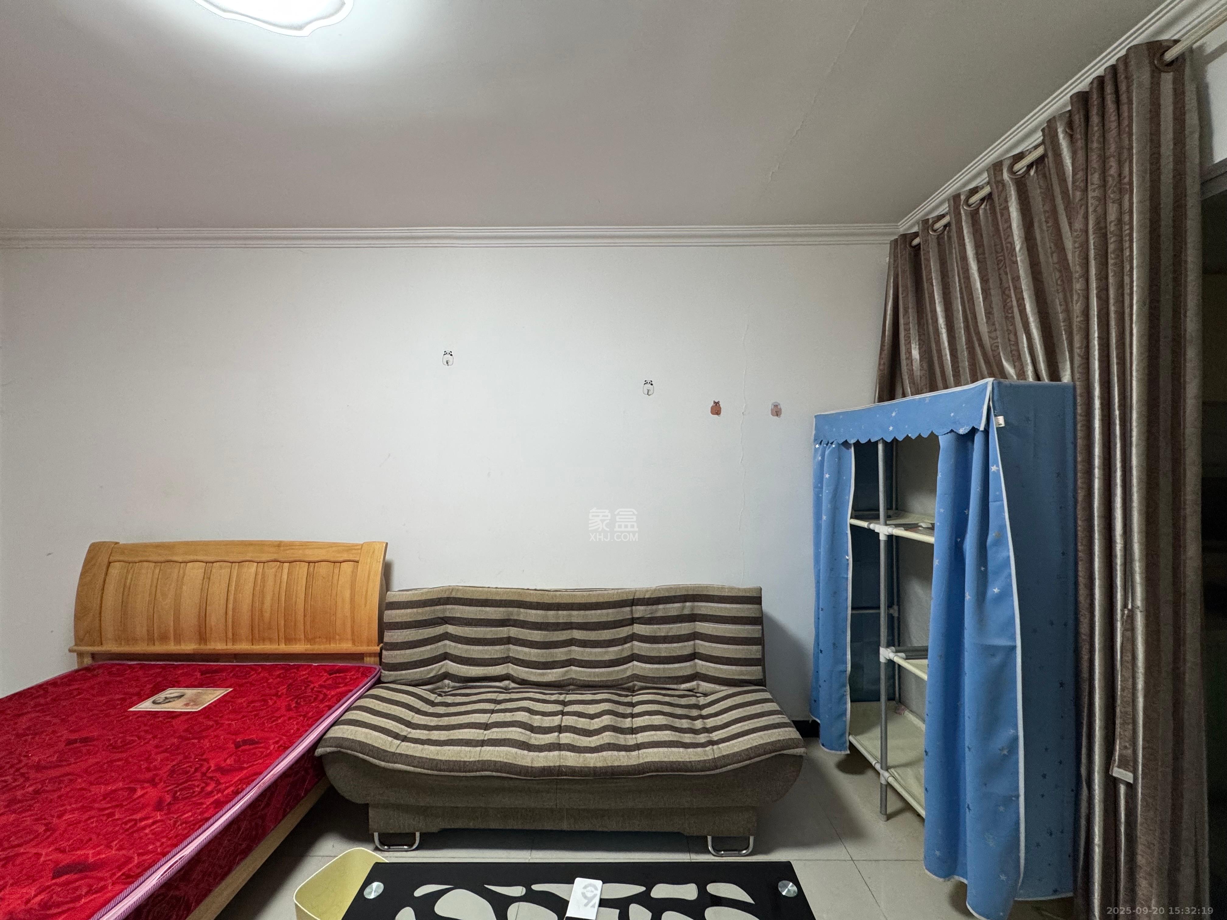 蓝湾国际广场  1室1厅1卫    1600.0元/月室内图