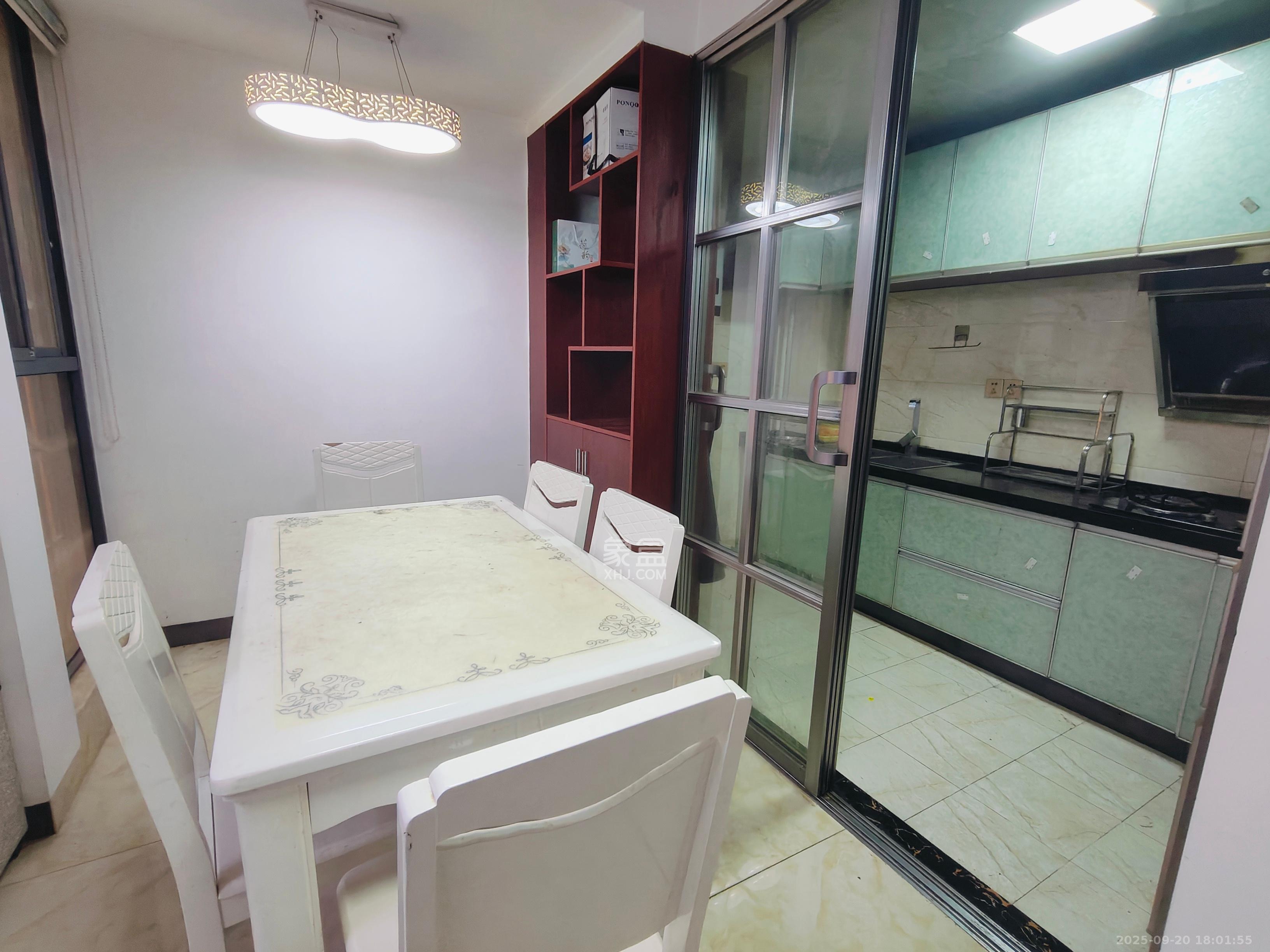 海伦春天  2室1厅1卫    2000.0元/月室内图