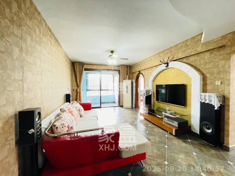 华润凤凰城三期 3室2厅1卫 2100.0元/月 华润凤凰城三期 3室2厅1卫 2100.0元/月室内图