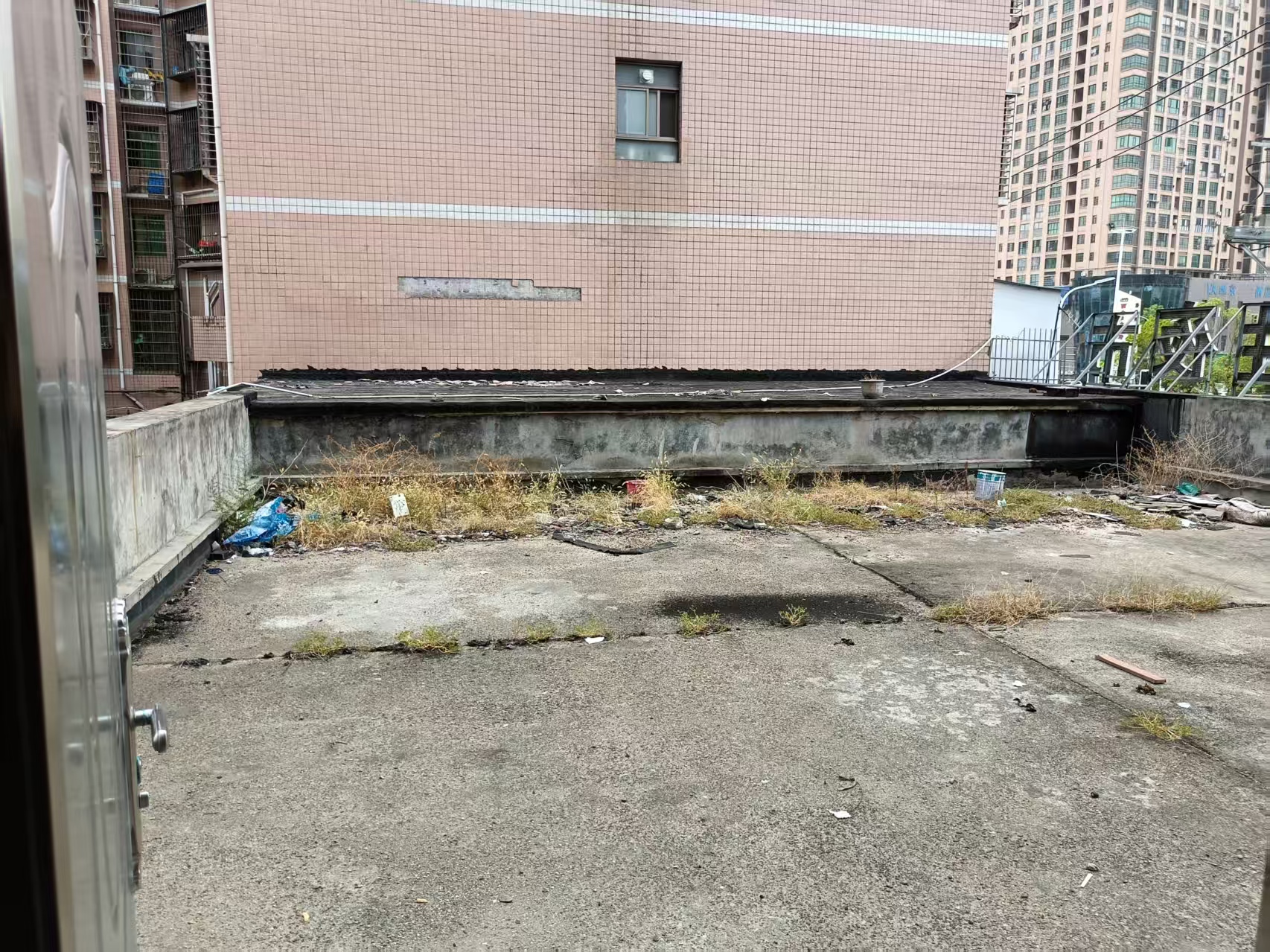 幸福小区  2室2厅1卫   1000.00元/月室内图