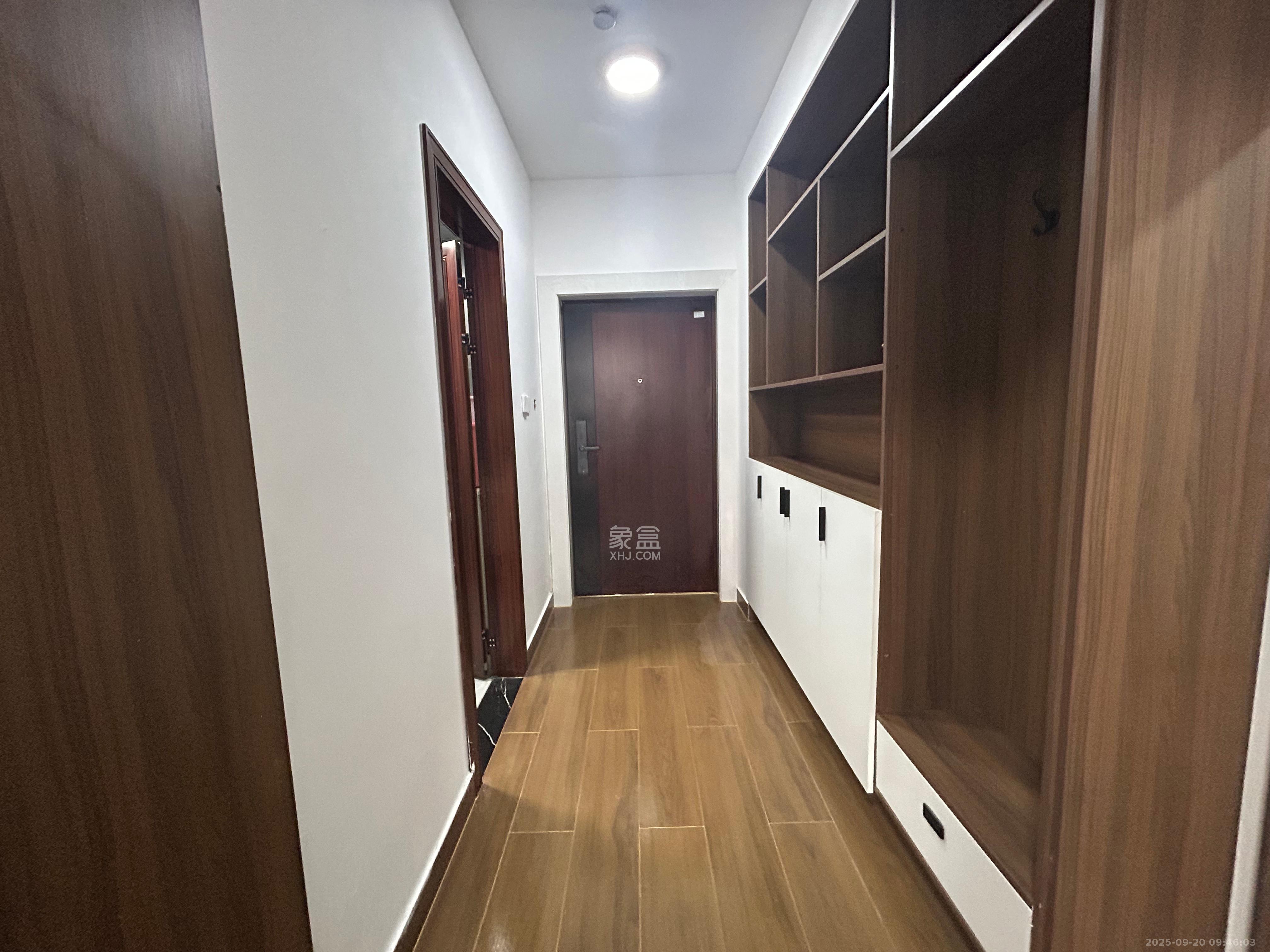 日盛湖湘花苑 1室1厅1卫 1300.0元/月 日盛湖湘花苑 1室1厅1卫 1300.0元/月室内图