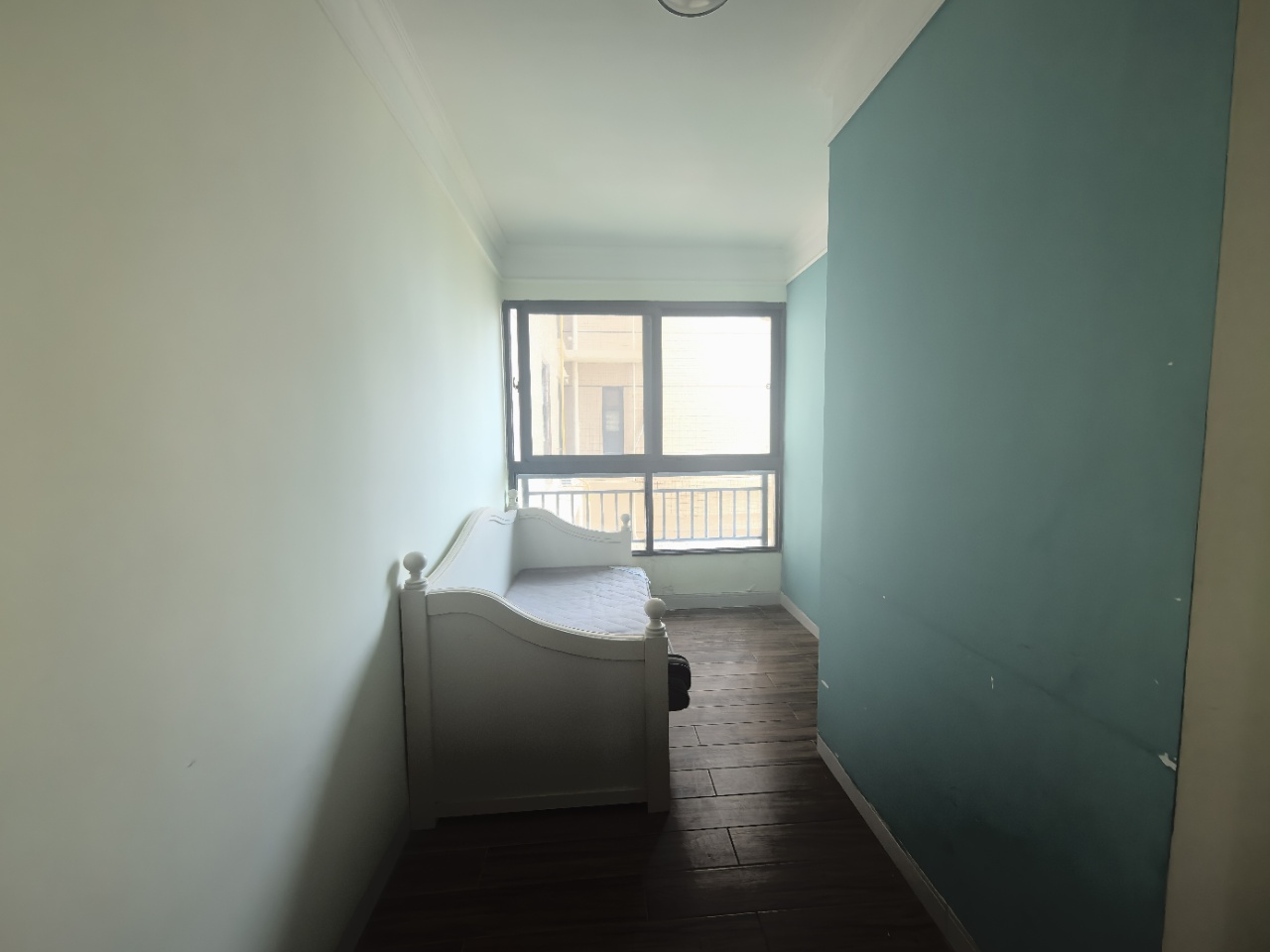 华府蓝湾 3室2厅1卫 130.0万 华府蓝湾 3室2厅1卫 130.0万室内图