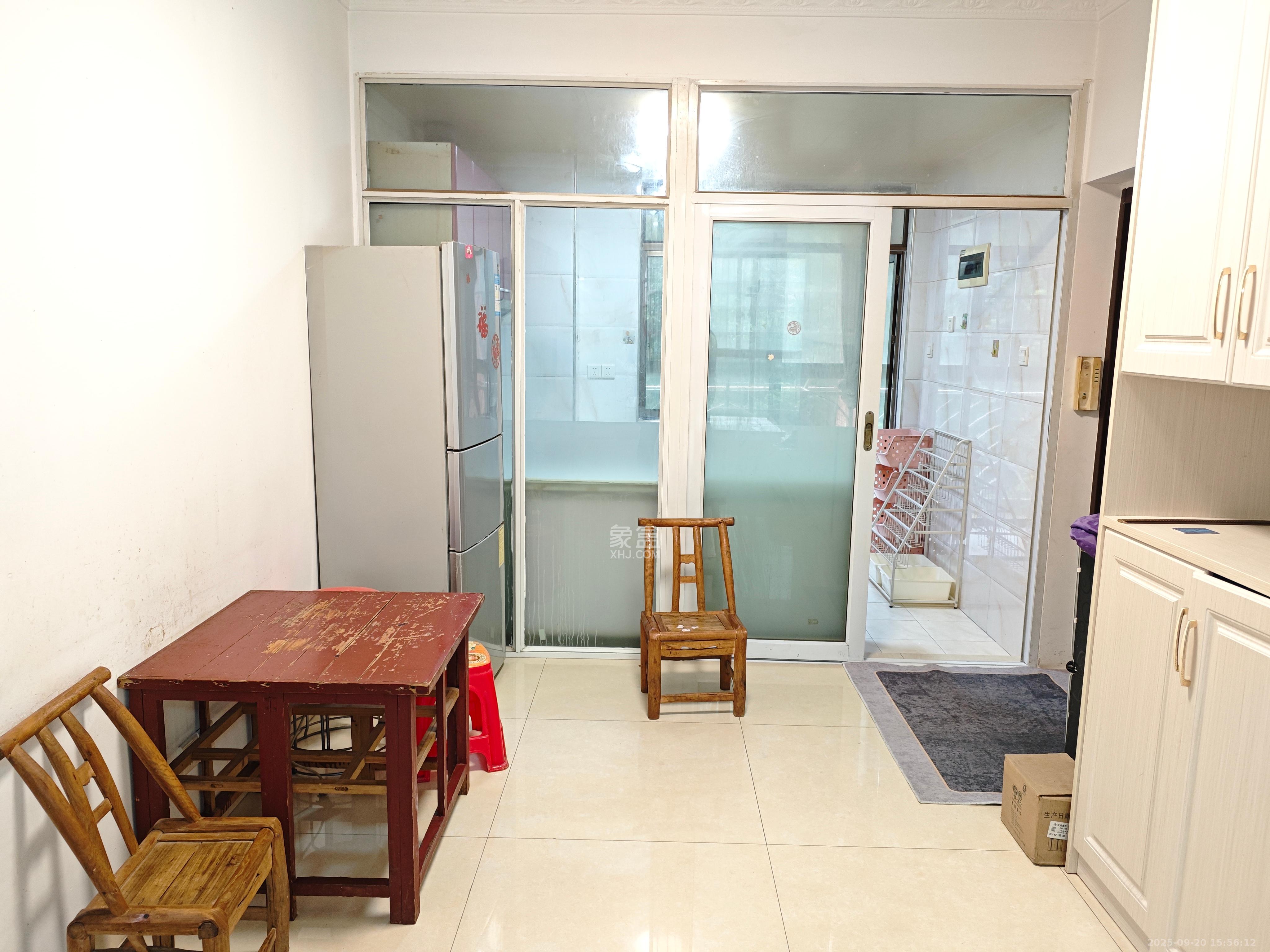 丽都桃源(金峰北院二期) 2室2厅1卫 1850.0元/月 丽都桃源(金峰北院二期) 2室2厅1卫 1850.0元/月室内图