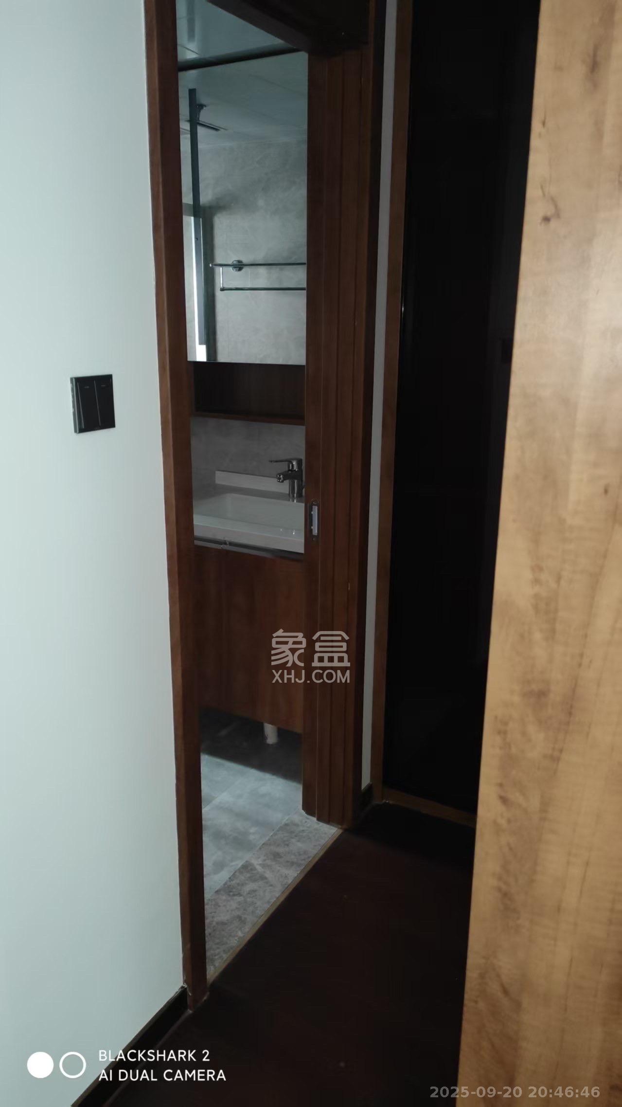 梅溪悦章  3室2厅2卫    3300.0元/月室内图