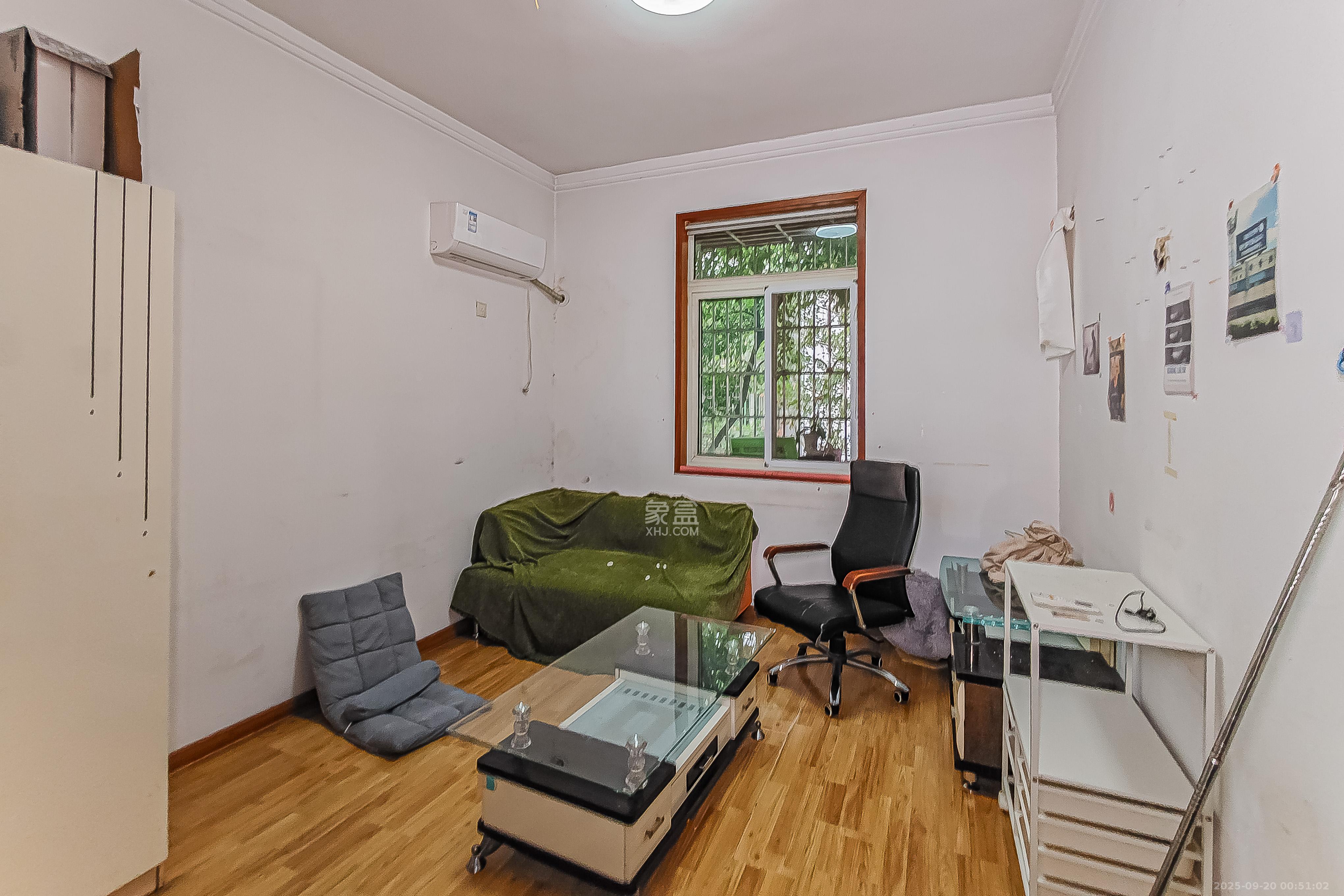 东瓜山二村 1室1厅1卫 28.0万 东瓜山二村 1室1厅1卫 28.0万客厅