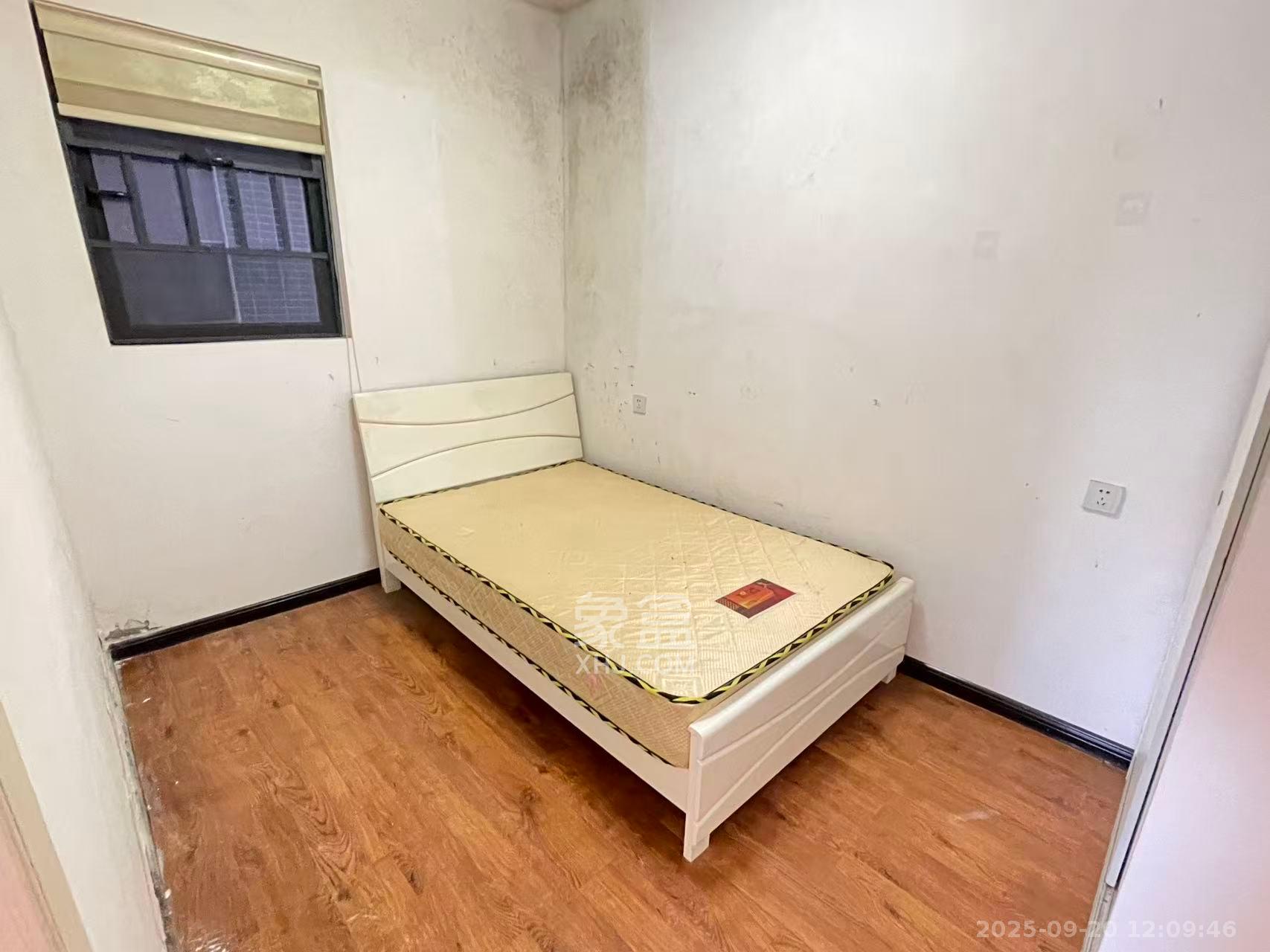 和庄  3室2厅1卫    2200.0元/月室内图