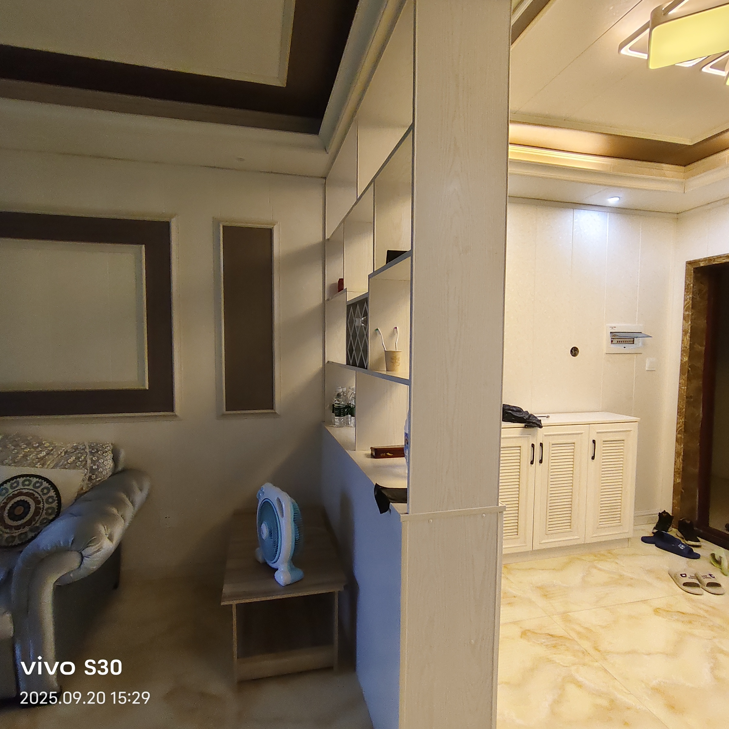 中国铁建金色蓝庭 2室1厅1卫 1800.0元/月 中国铁建金色蓝庭 2室1厅1卫 1800.0元/月室内图