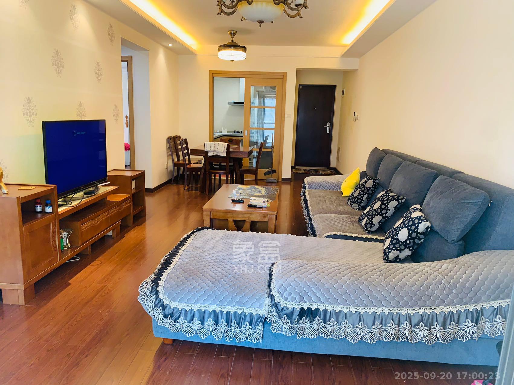 万科魅力之城非凡里 3室2厅2卫 2200.0元/月 万科魅力之城非凡里 3室2厅2卫 2200.0元/月室内图