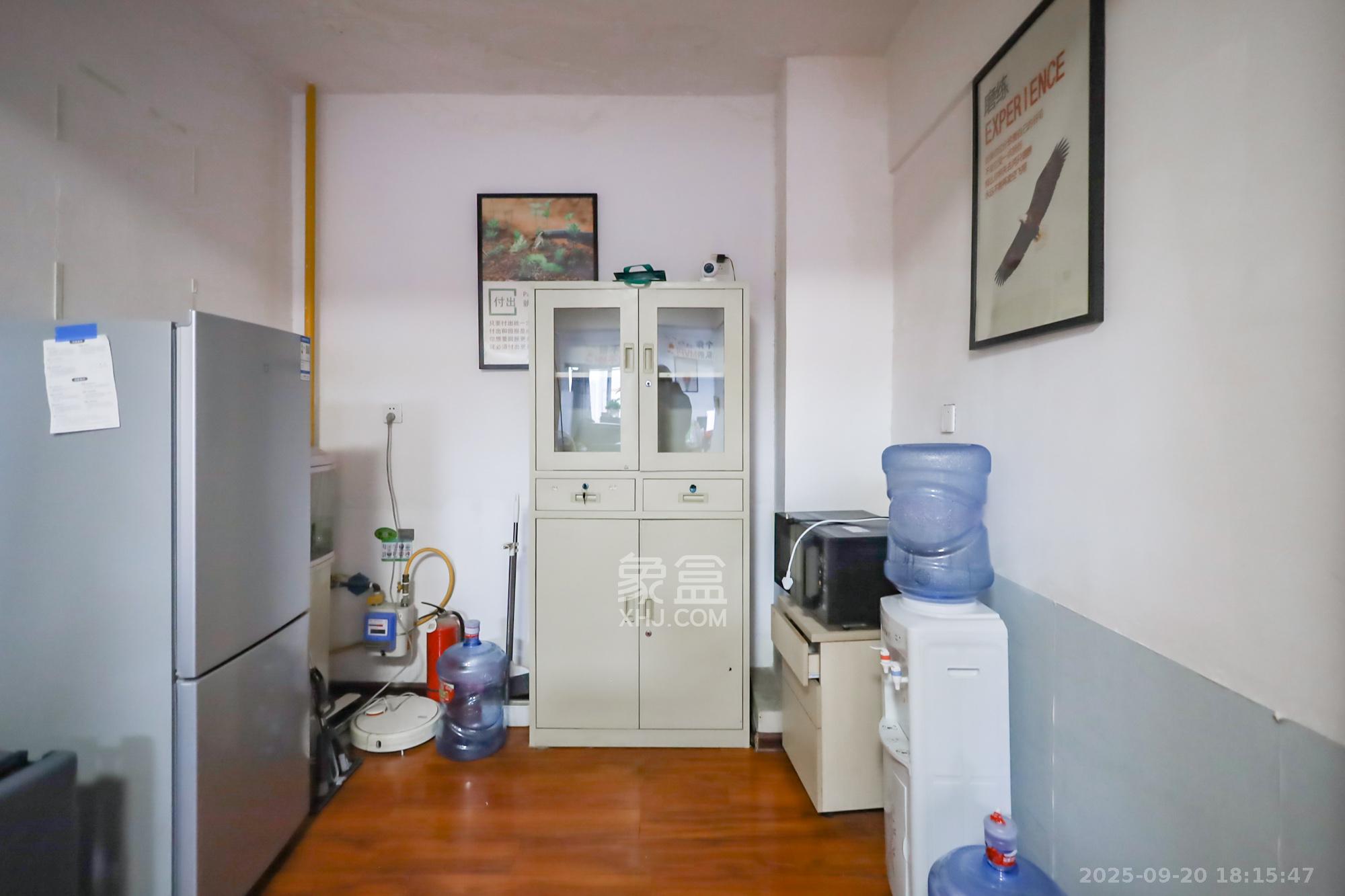 星蓝湾  4室2厅2卫    110.0万其他