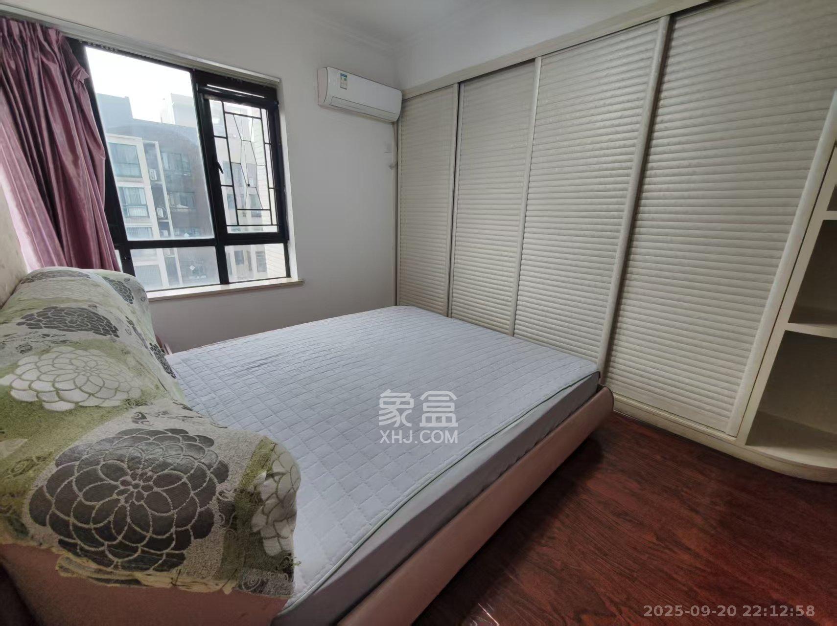 尚东紫郡 3室2厅2卫 2500.0元/月 尚东紫郡 3室2厅2卫 2500.0元/月室内图