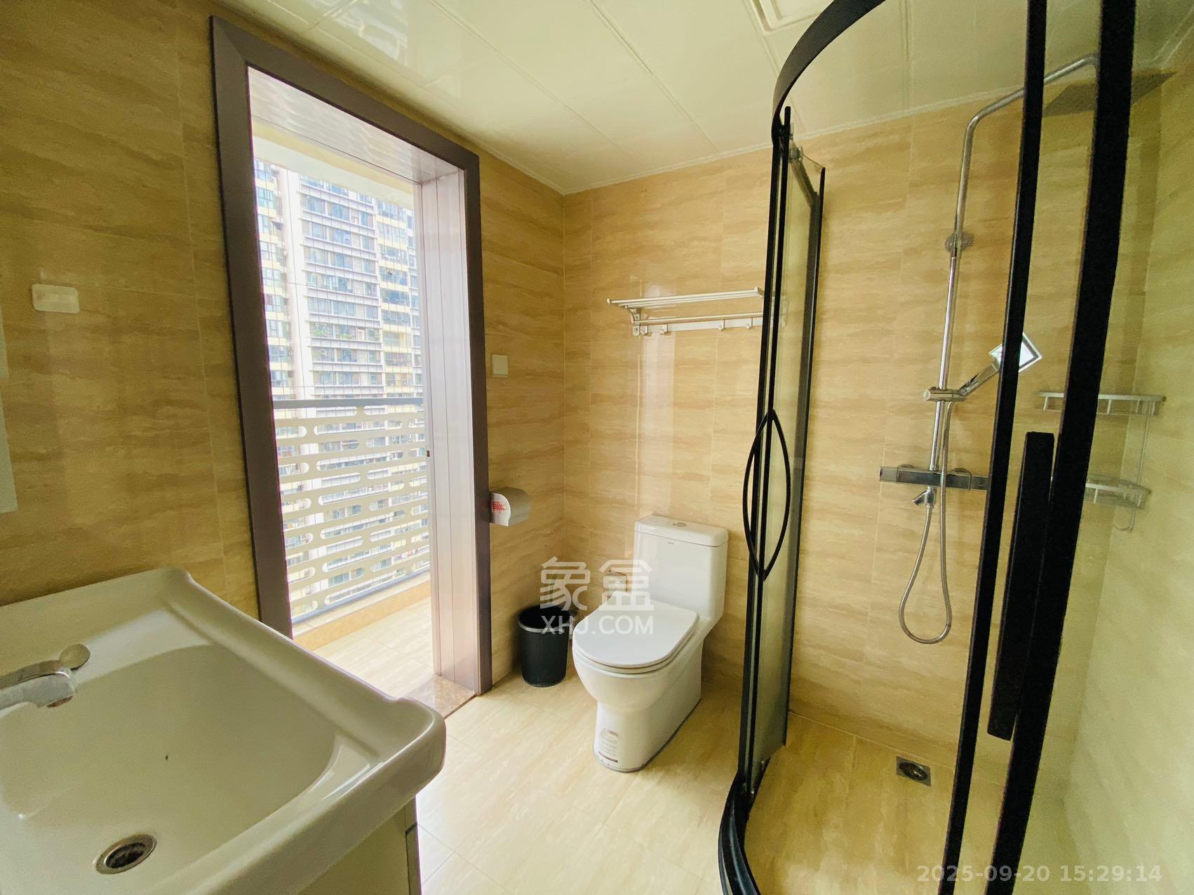 北辰三角洲E3区  4室2厅2卫    4700.0元/月室内图