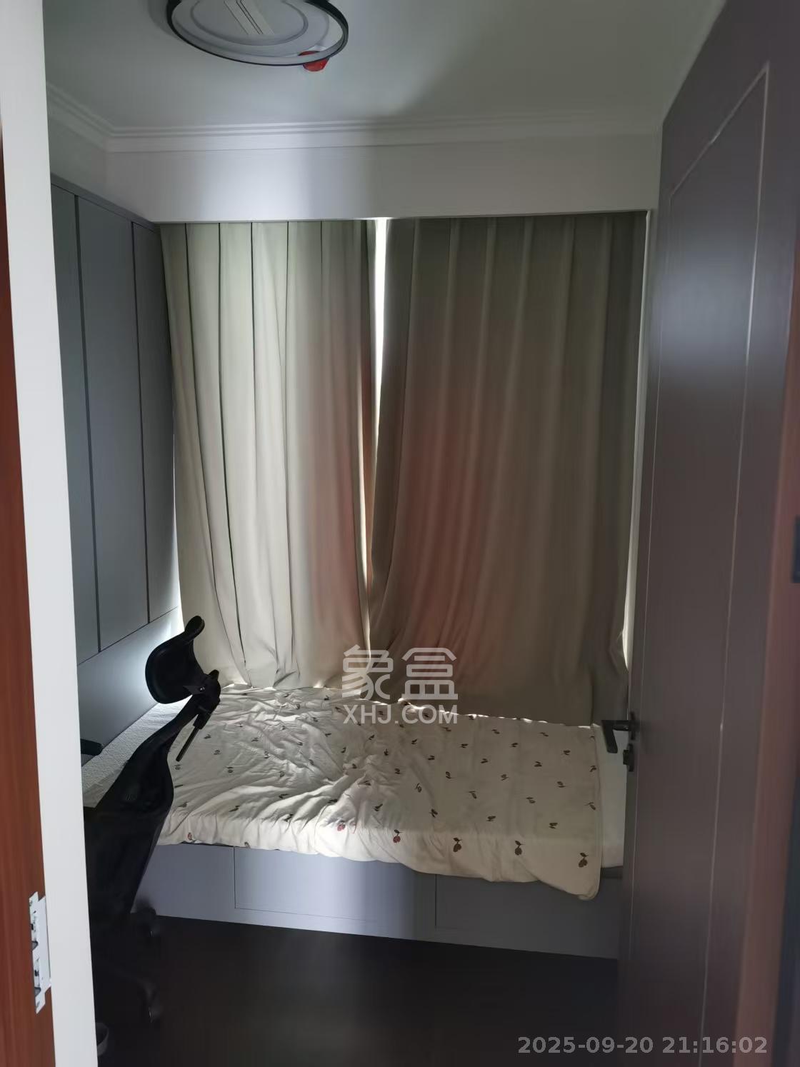 绿地长沙城际空间站(绿地新里佳苑) 4室2厅2卫 4300.0元/月 绿地长沙城际空间站(绿地新里佳苑) 4室2厅2卫 4300.0元/月室内图