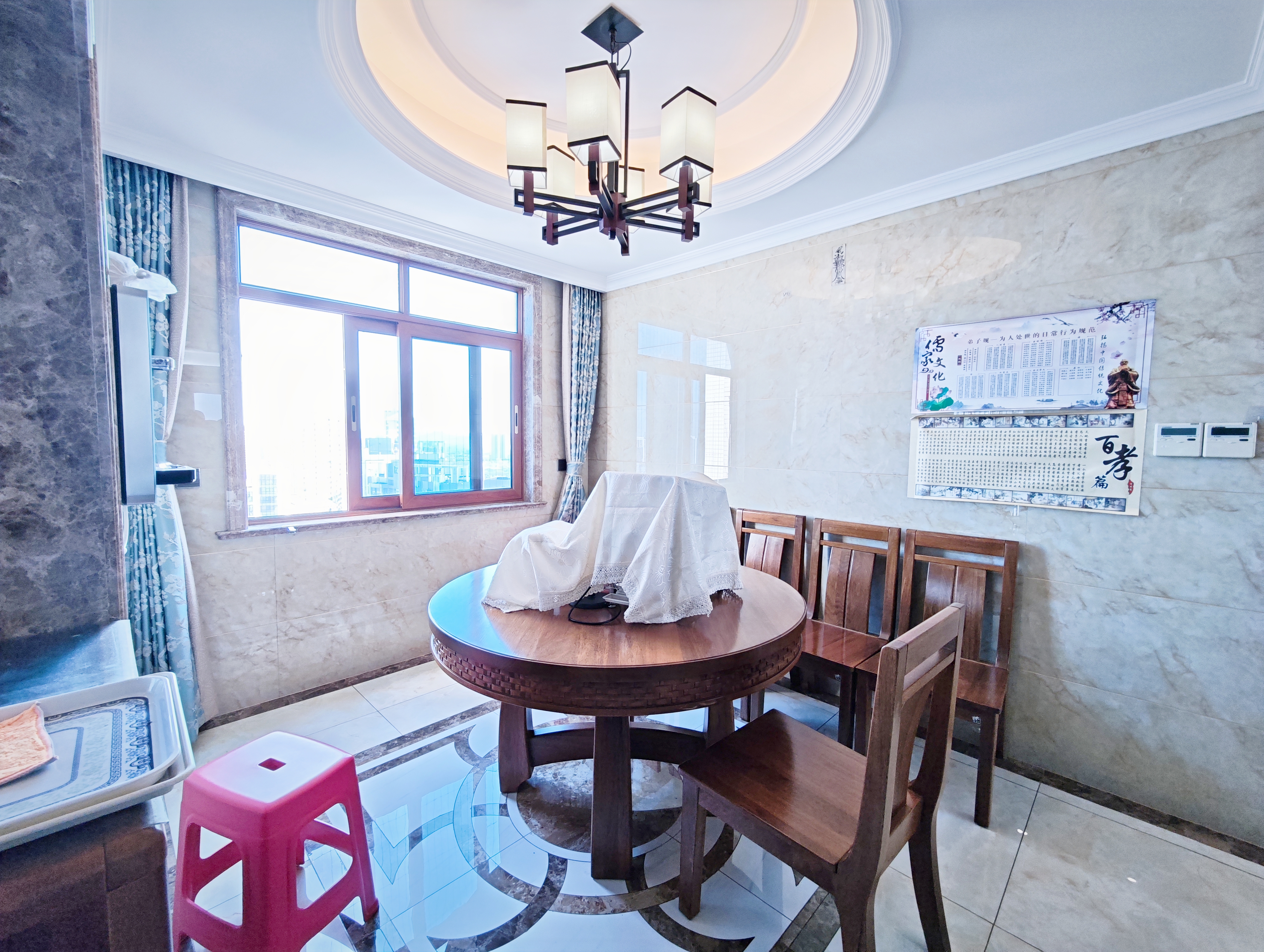 金碧花园 4室2厅2卫 158.0万 金碧花园 4室2厅2卫 158.0万室内图